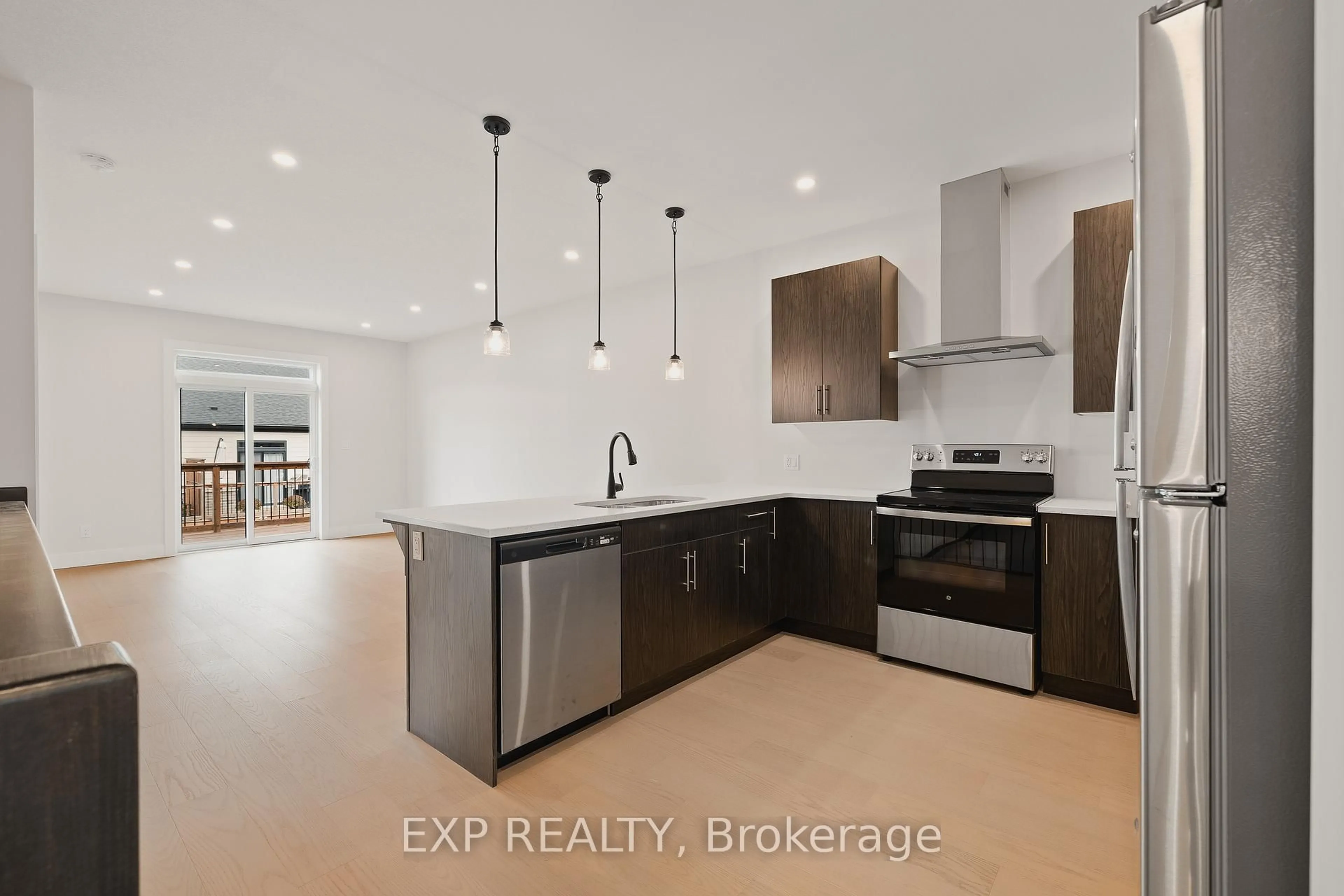 Open concept kitchen, ceramic/tile floor for 12 Washington St #201, Norwich Ontario N0J 1P0