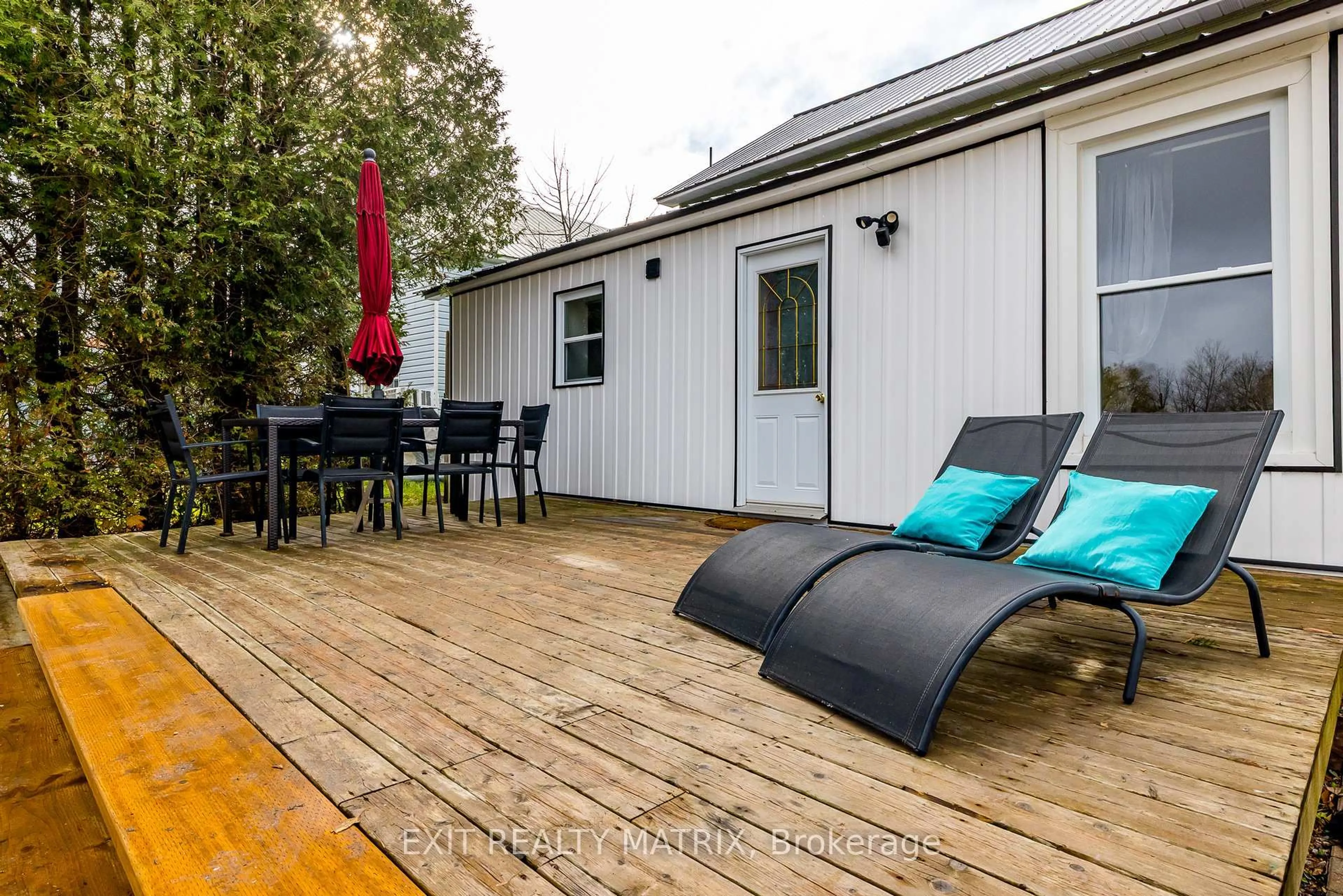 Patio, street for 107 George St, Lanark Ontario K0G 1K0