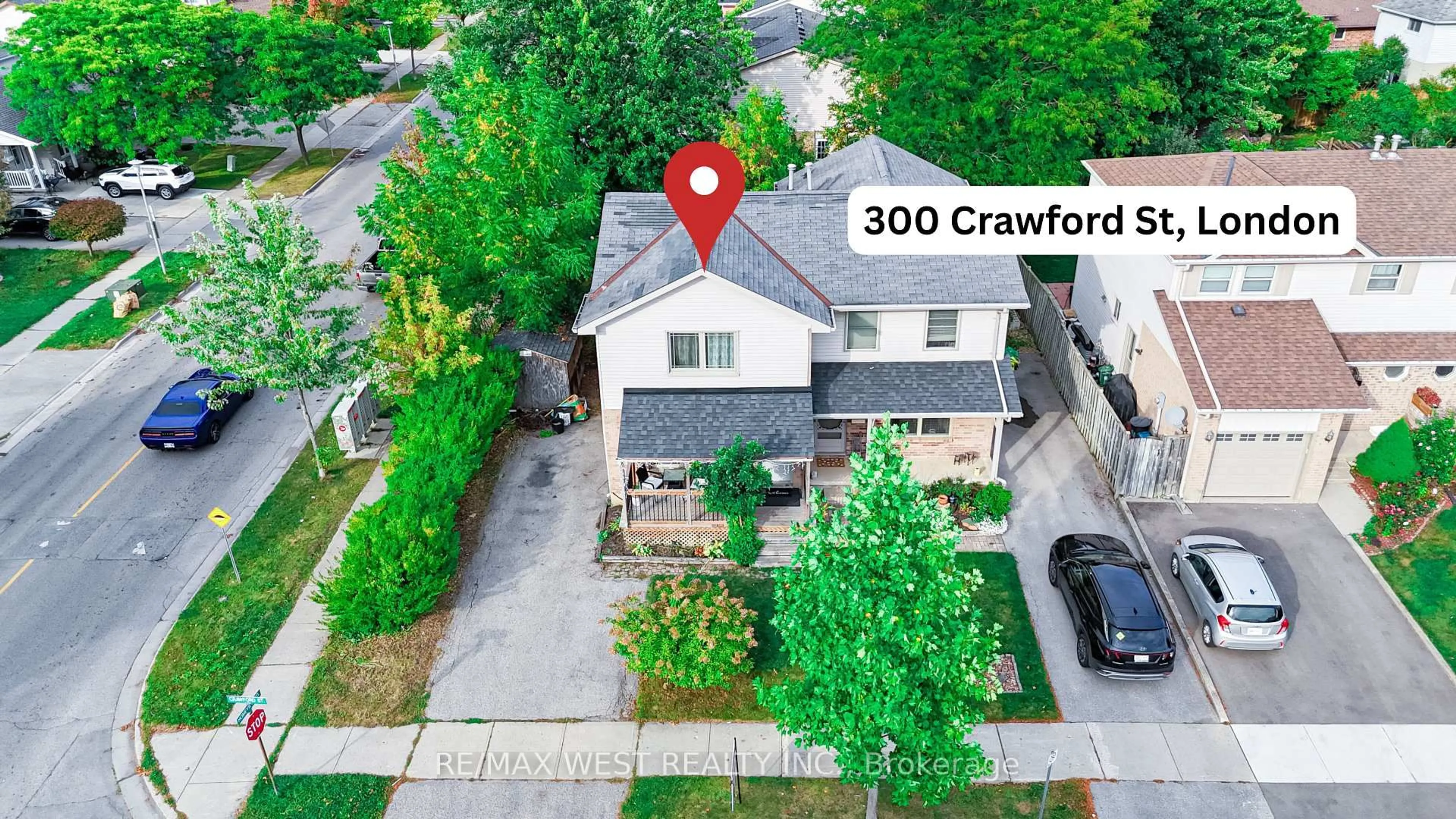 A pic from outside/outdoor area/front of a property/back of a property/a pic from drone, street for 300 Crawford St, London South Ontario N6C 5N6