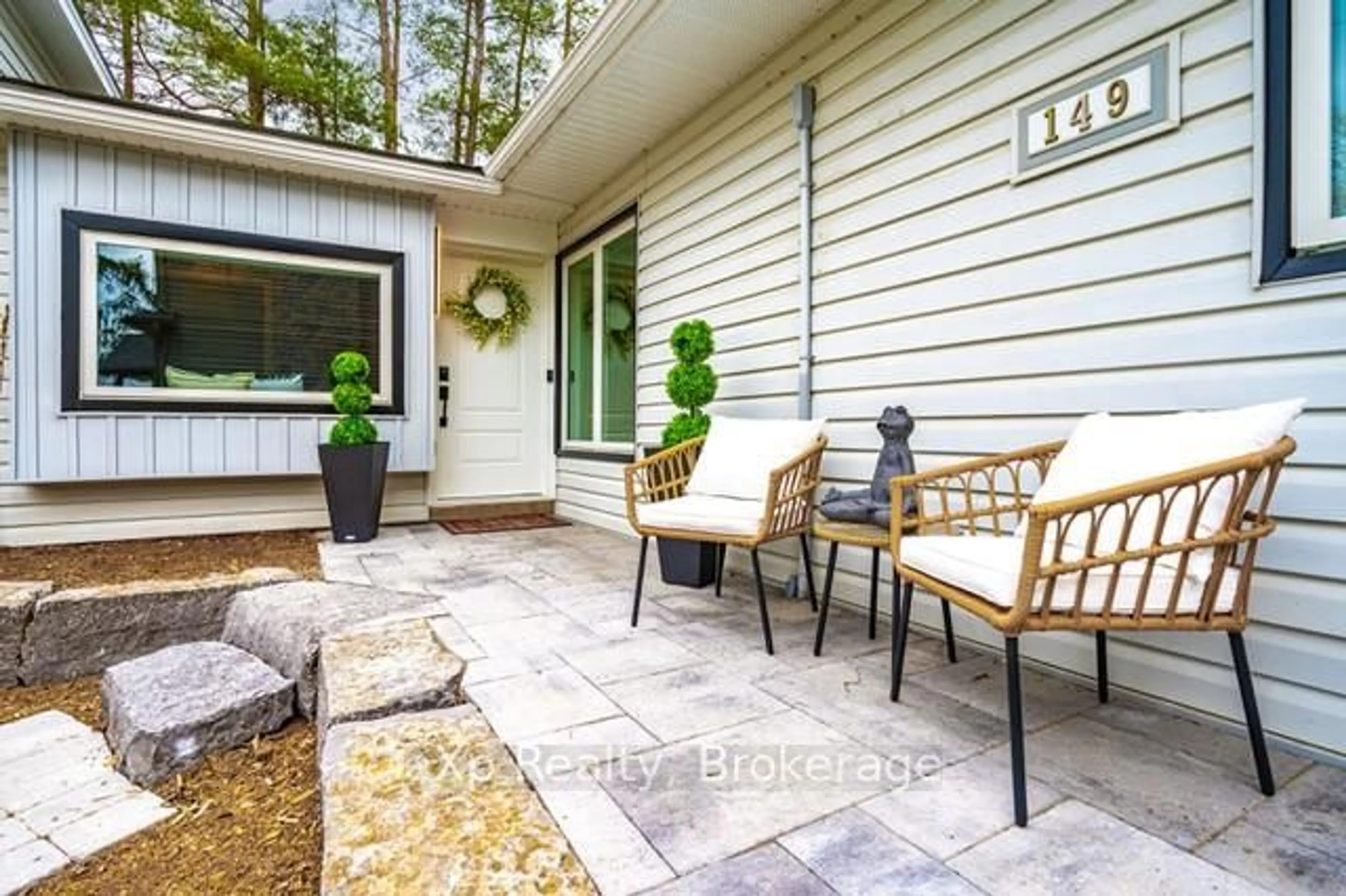 Patio, street for 149 Kertland St, Centre Wellington Ontario N0B 1S0