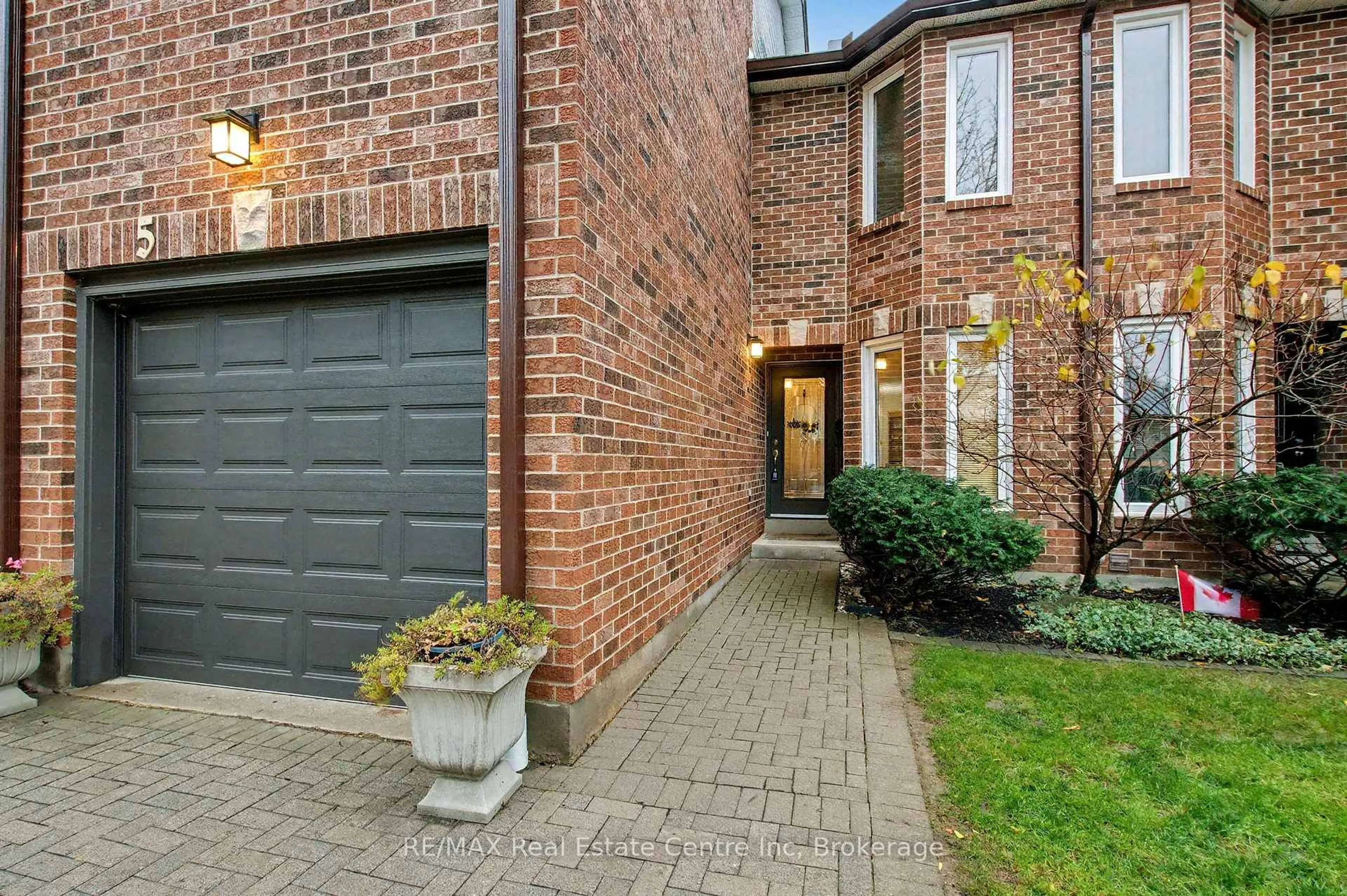 Home with brick exterior material, street for 5 Marilyn Dr, Guelph Ontario N1H 1G9