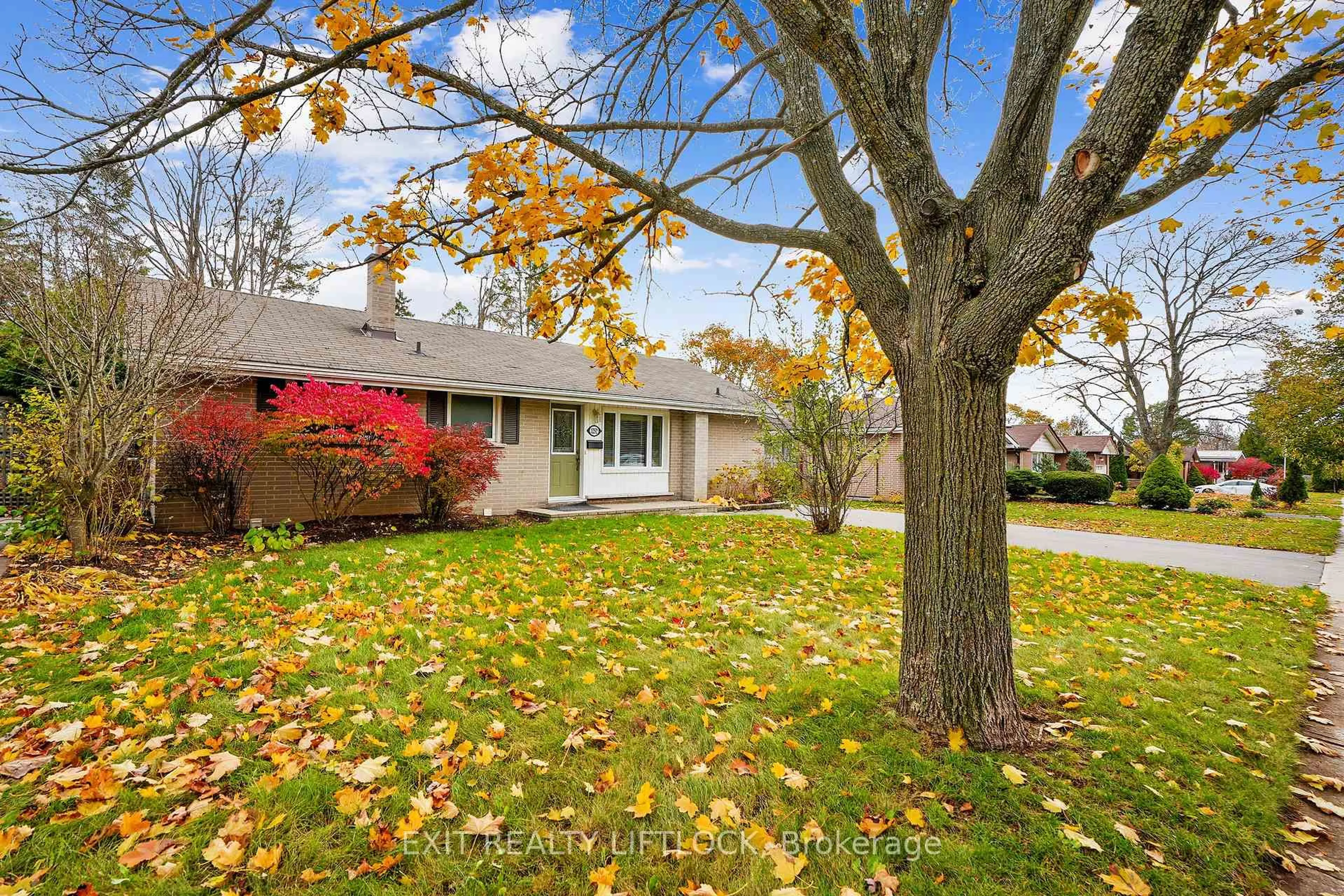 Unknown for 1252 Royal Dr, Peterborough Ontario K9H 6R5