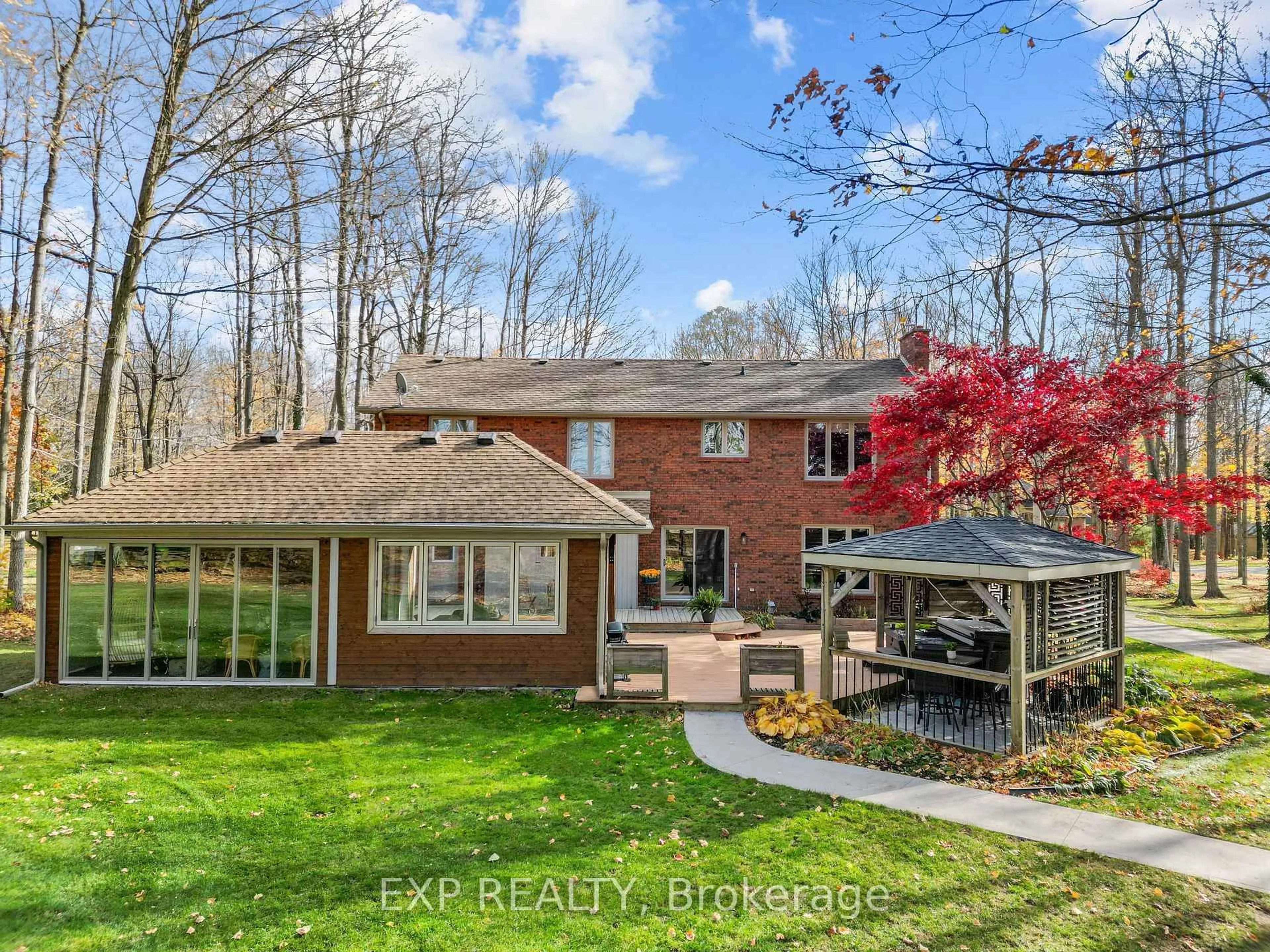 Unknown for 107 Lewis Dr, Middlesex Centre Ontario N0M 2A0