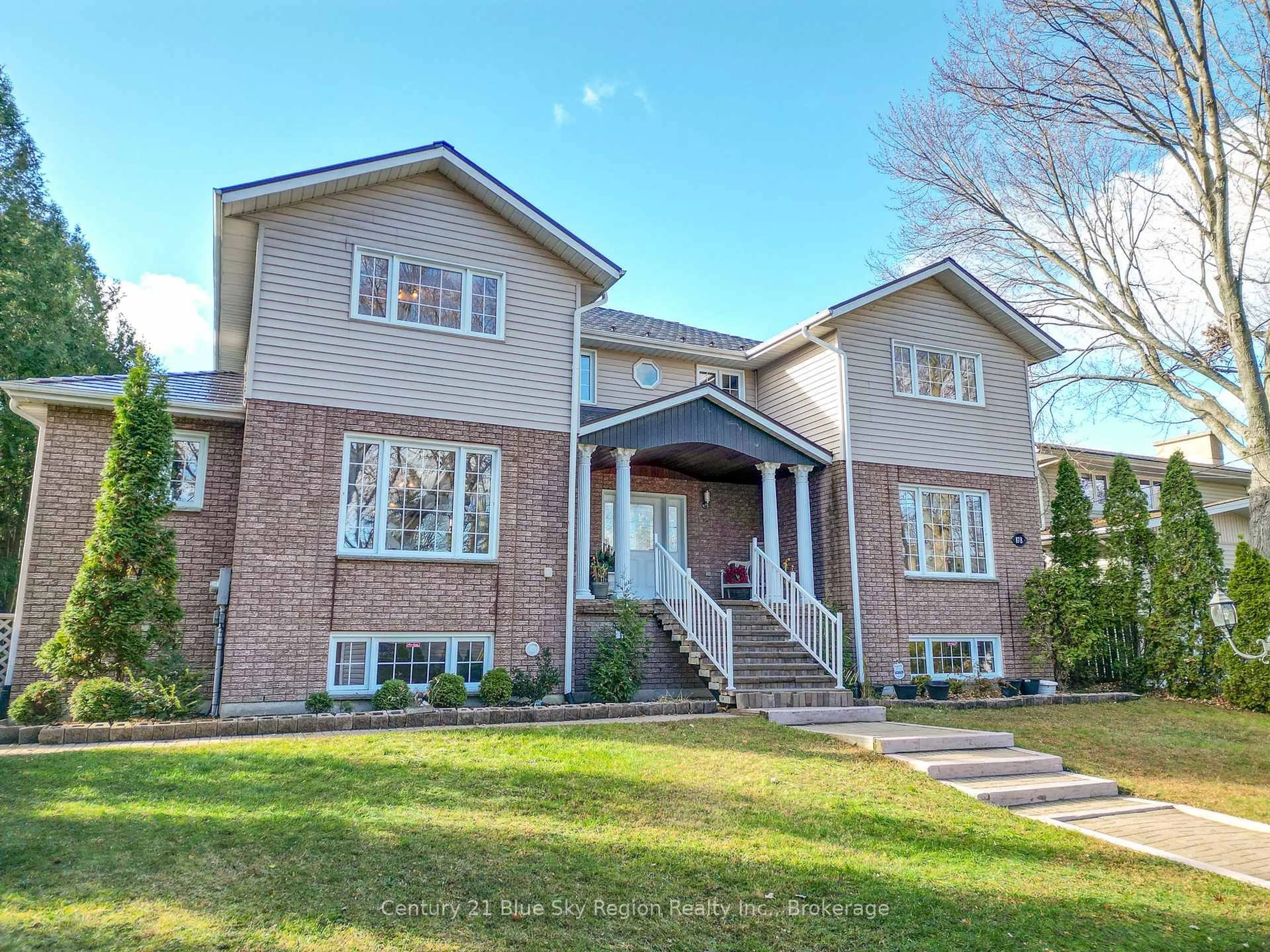 Home with brick exterior material, street for 87B Campbell Ave, North Bay Ontario P1A 1V7