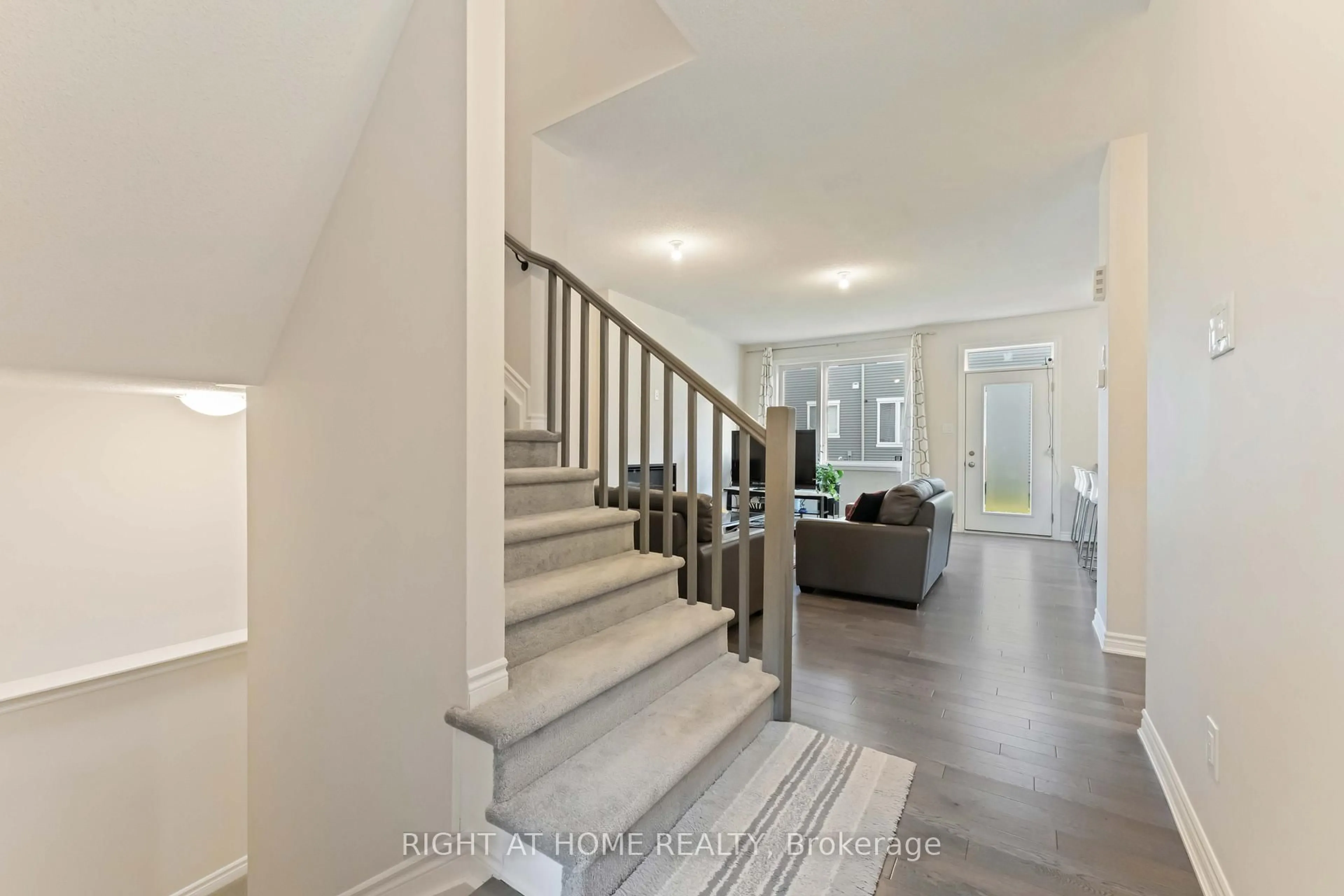 Stairs for 46 Focality Cres, Ottawa Ontario K2J 6W7