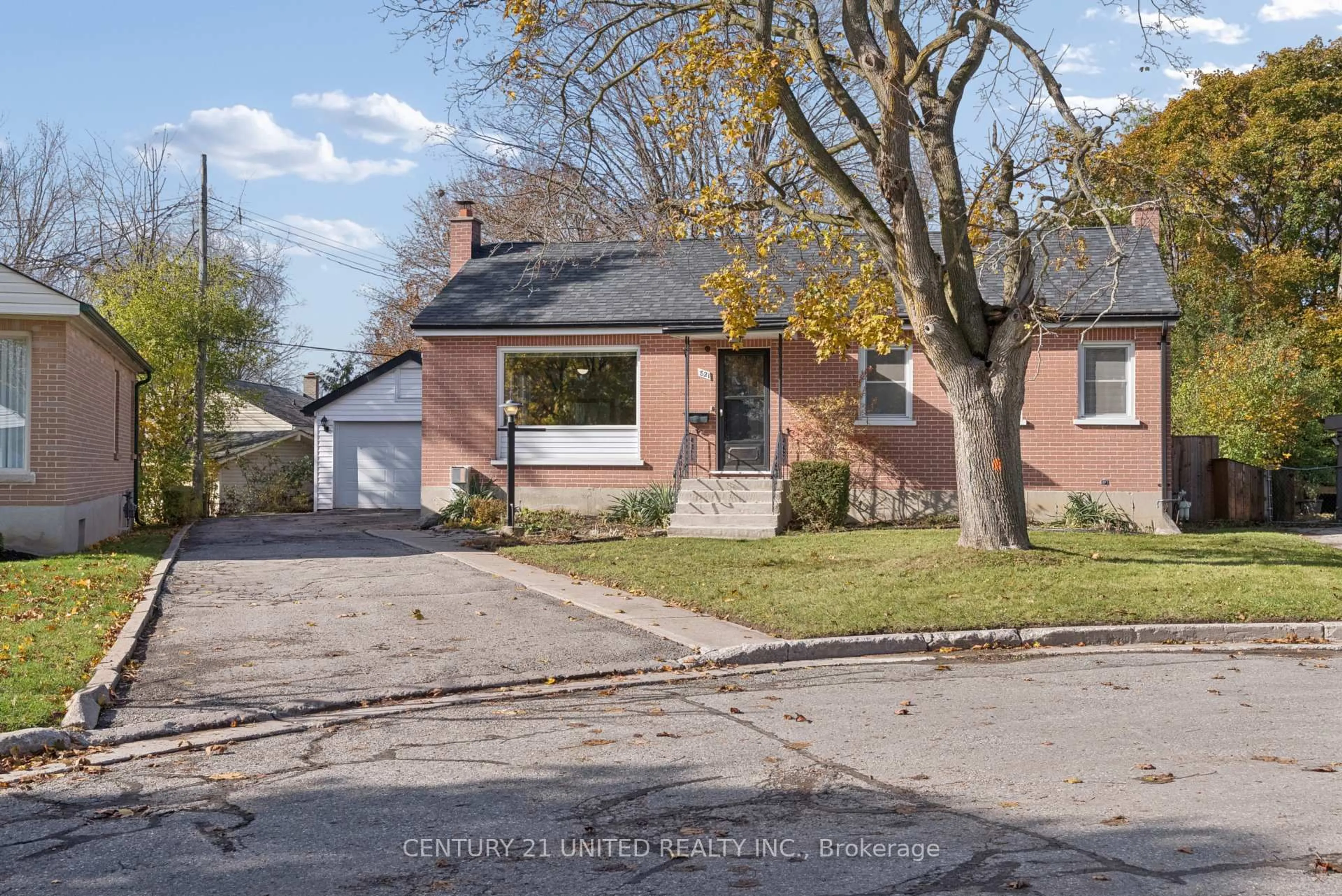 Home with brick exterior material, street for 821 Schneider Pl, Peterborough Ontario K9H 5S6