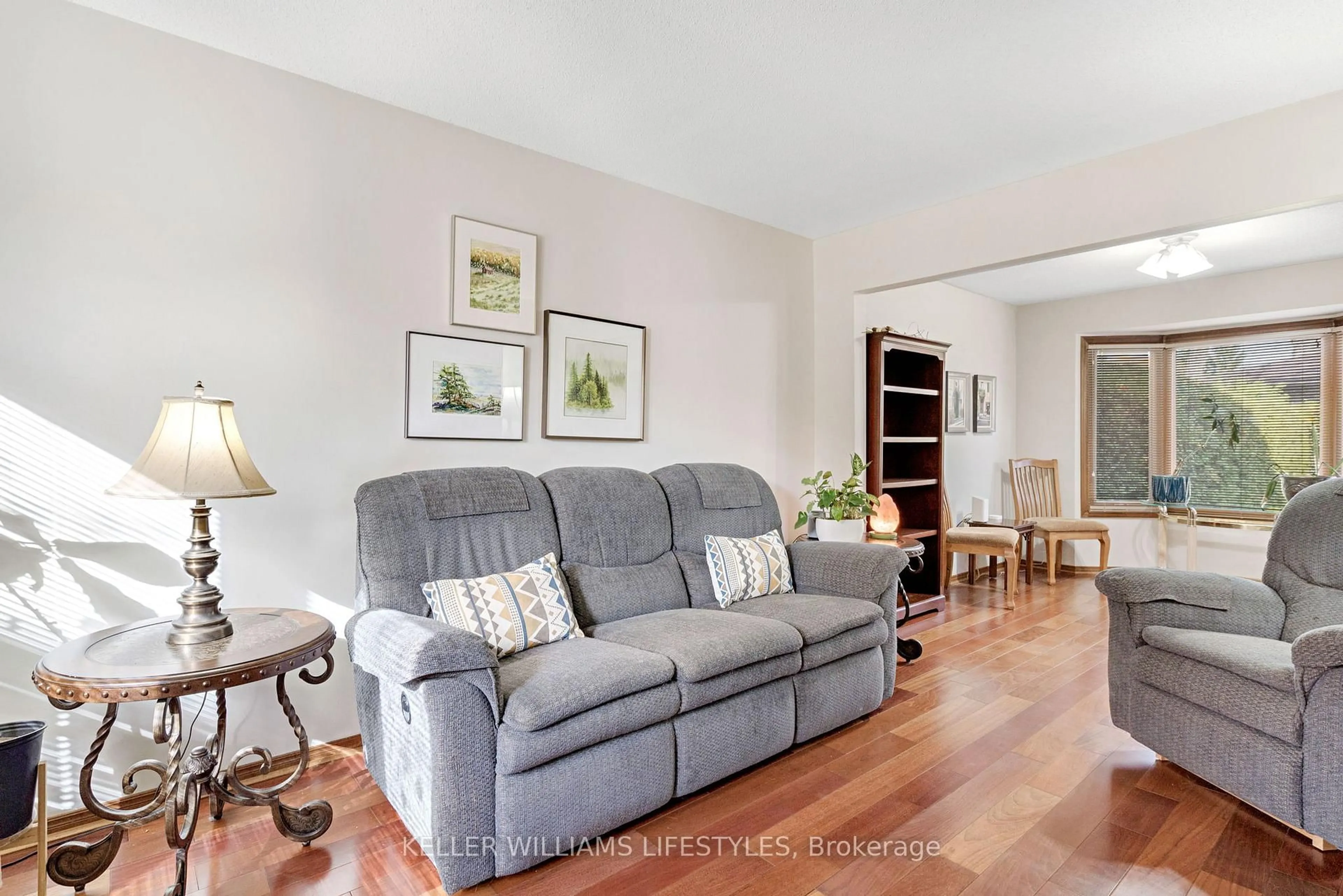 Living room with furniture, unknown for 175 Walmer Gdns, London North Ontario N6G 4H3