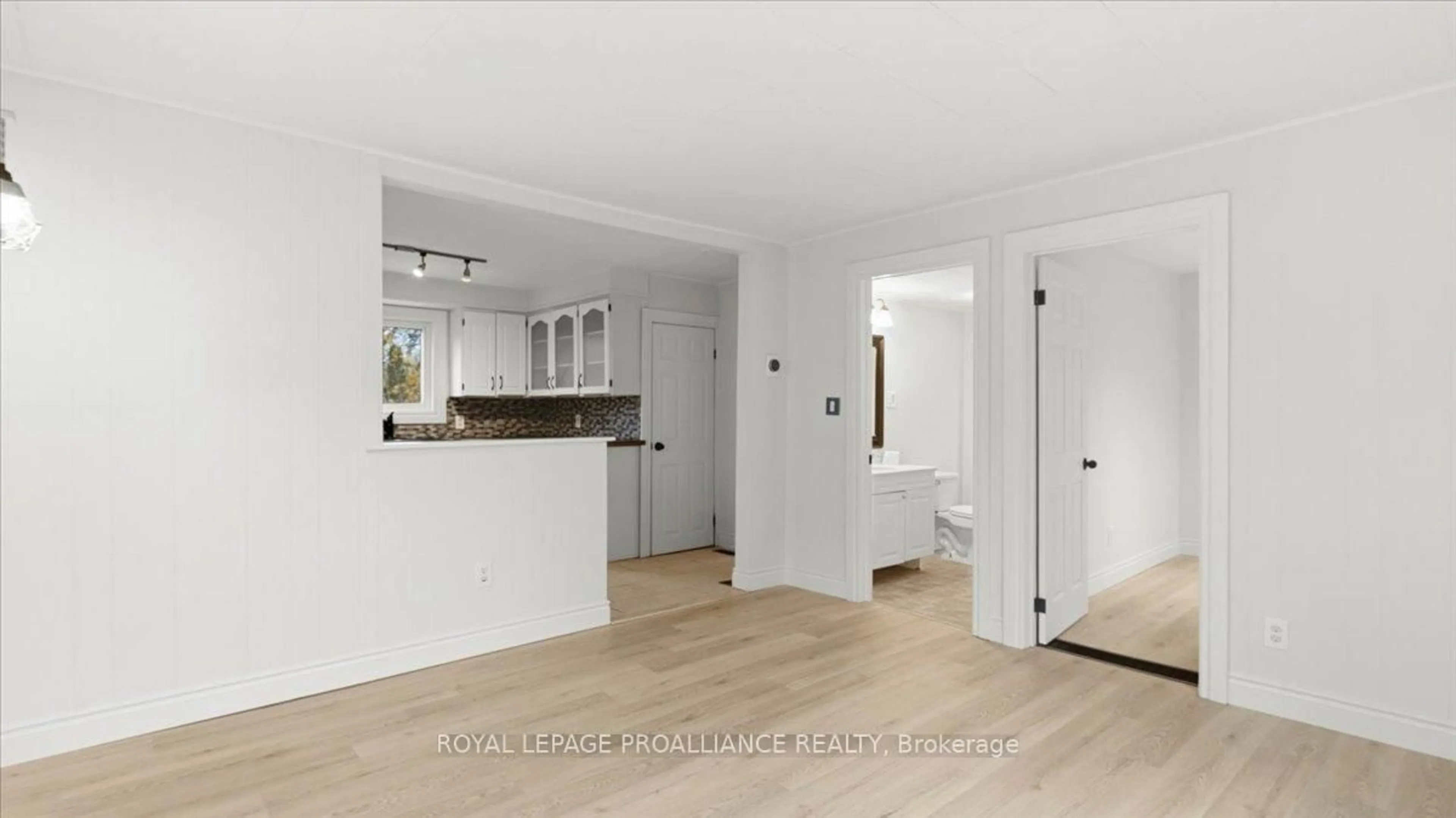 Unknown for 260 Sidney St, Quinte West Ontario K8V 2T6