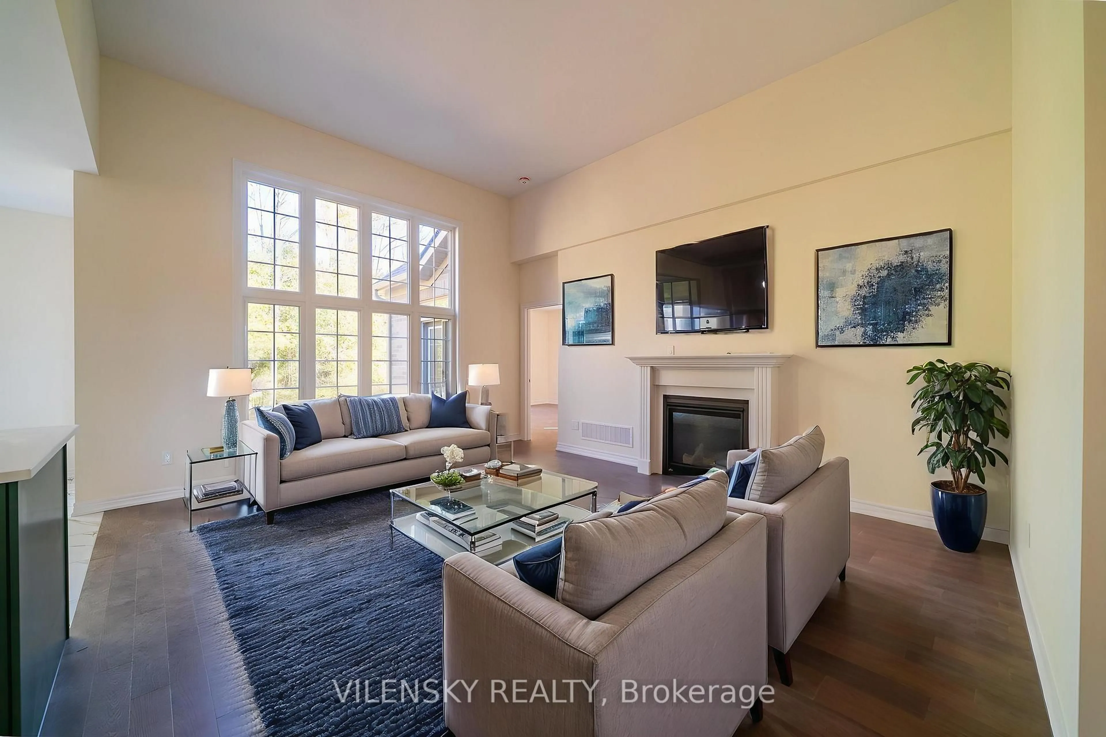 Living room with furniture, unknown for 11 East Vista Terr, Quinte West Ontario K0K 1L0