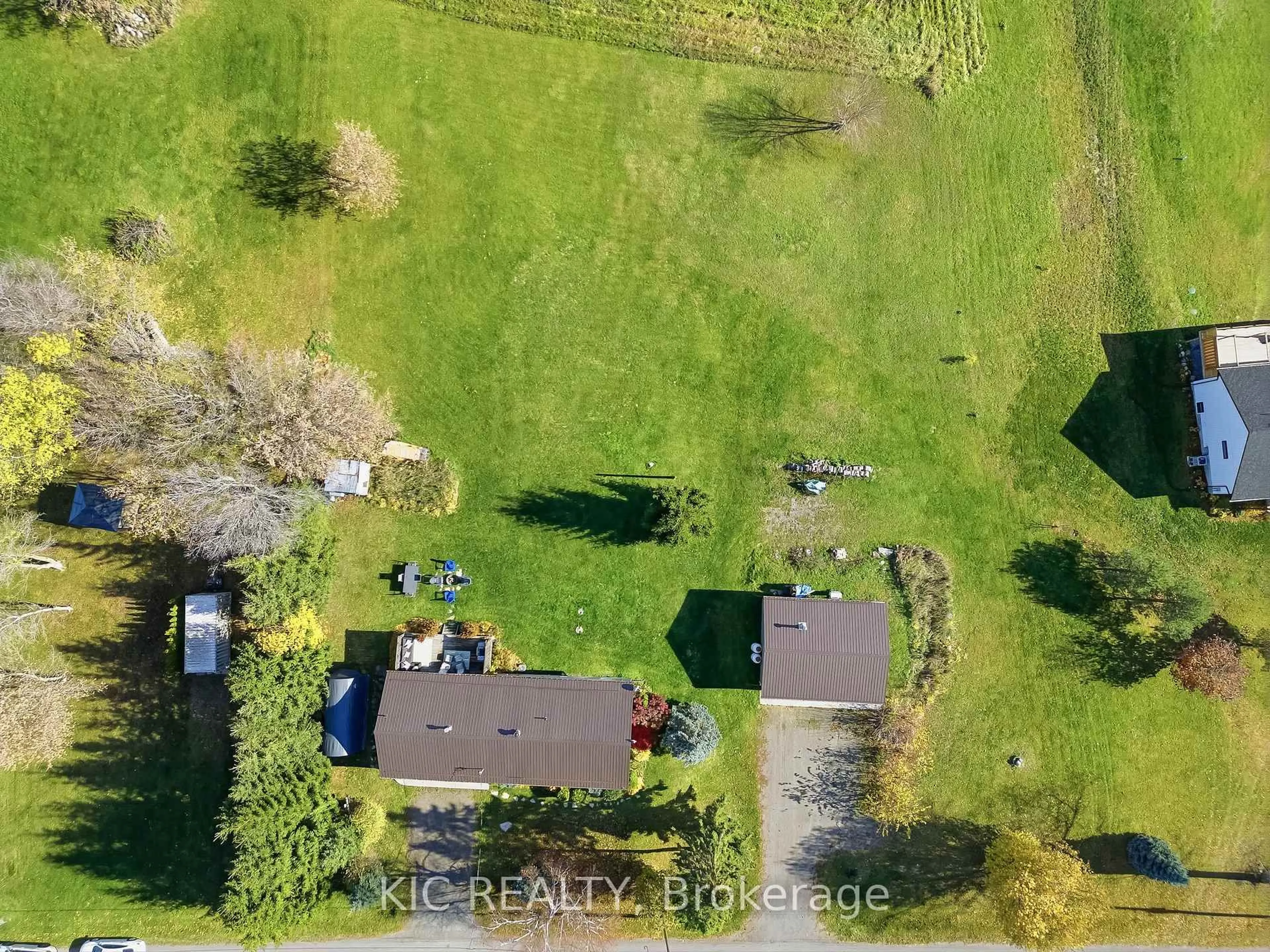 A pic from outside/outdoor area/front of a property/back of a property/a pic from drone, street for 327 Rutherford Rd, Alnwick/Haldimand Ontario K0K 1S0