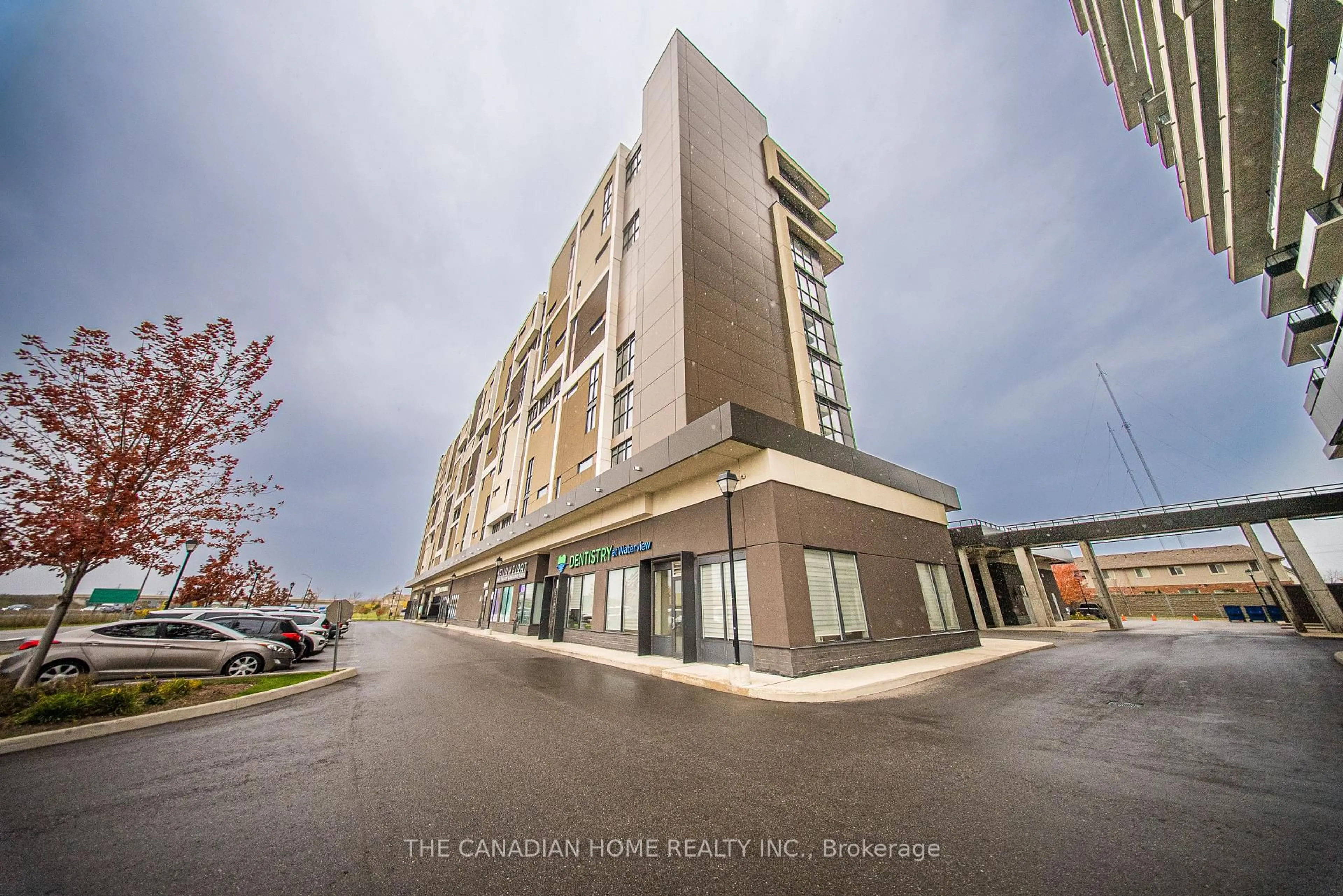 Unknown for 560 North Service Rd #707, Grimsby Ontario L3M 0G1