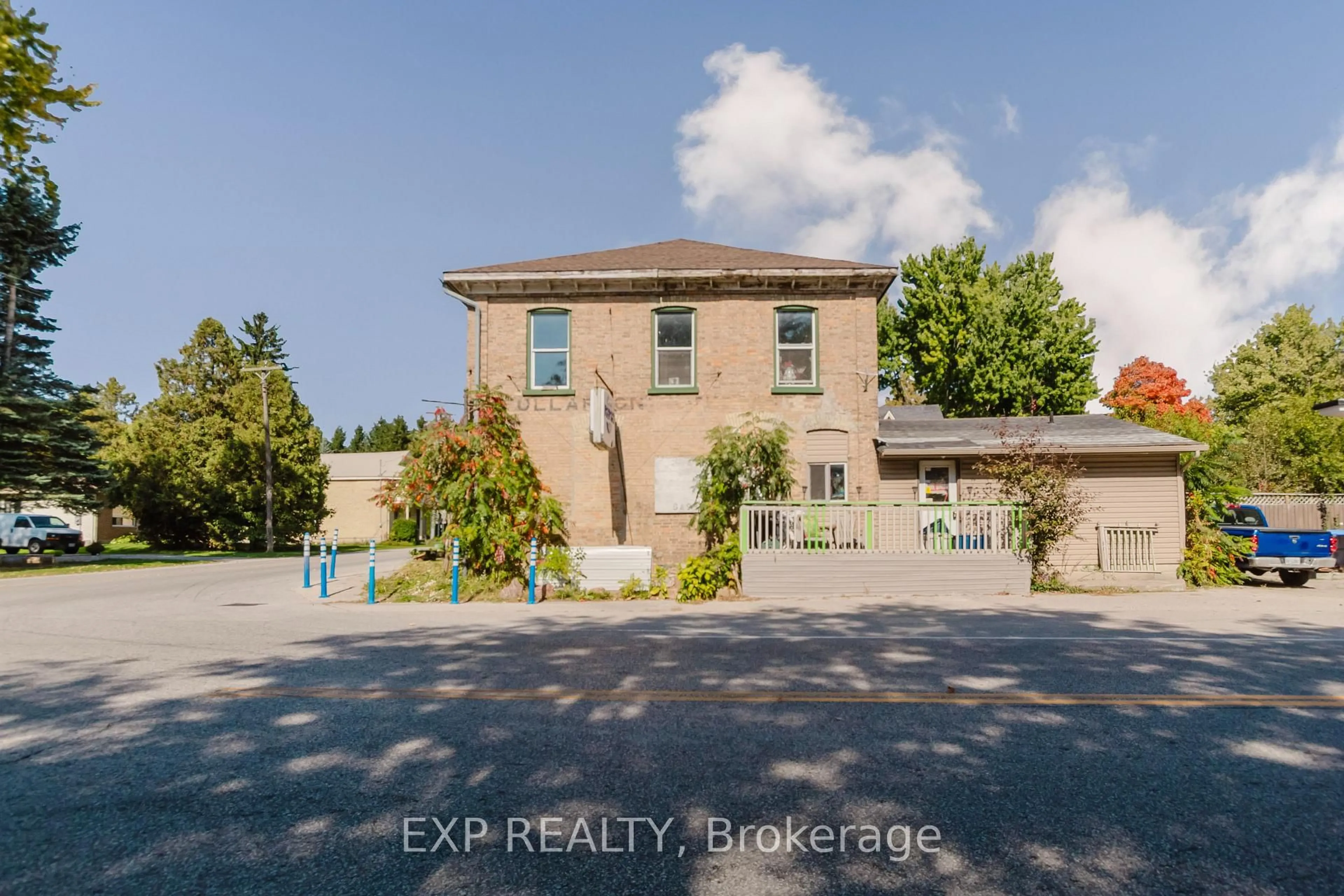 A pic from outside/outdoor area/front of a property/back of a property/a pic from drone, building for 3191 Perth 163 Rd, West Perth Ontario N0K 1H0