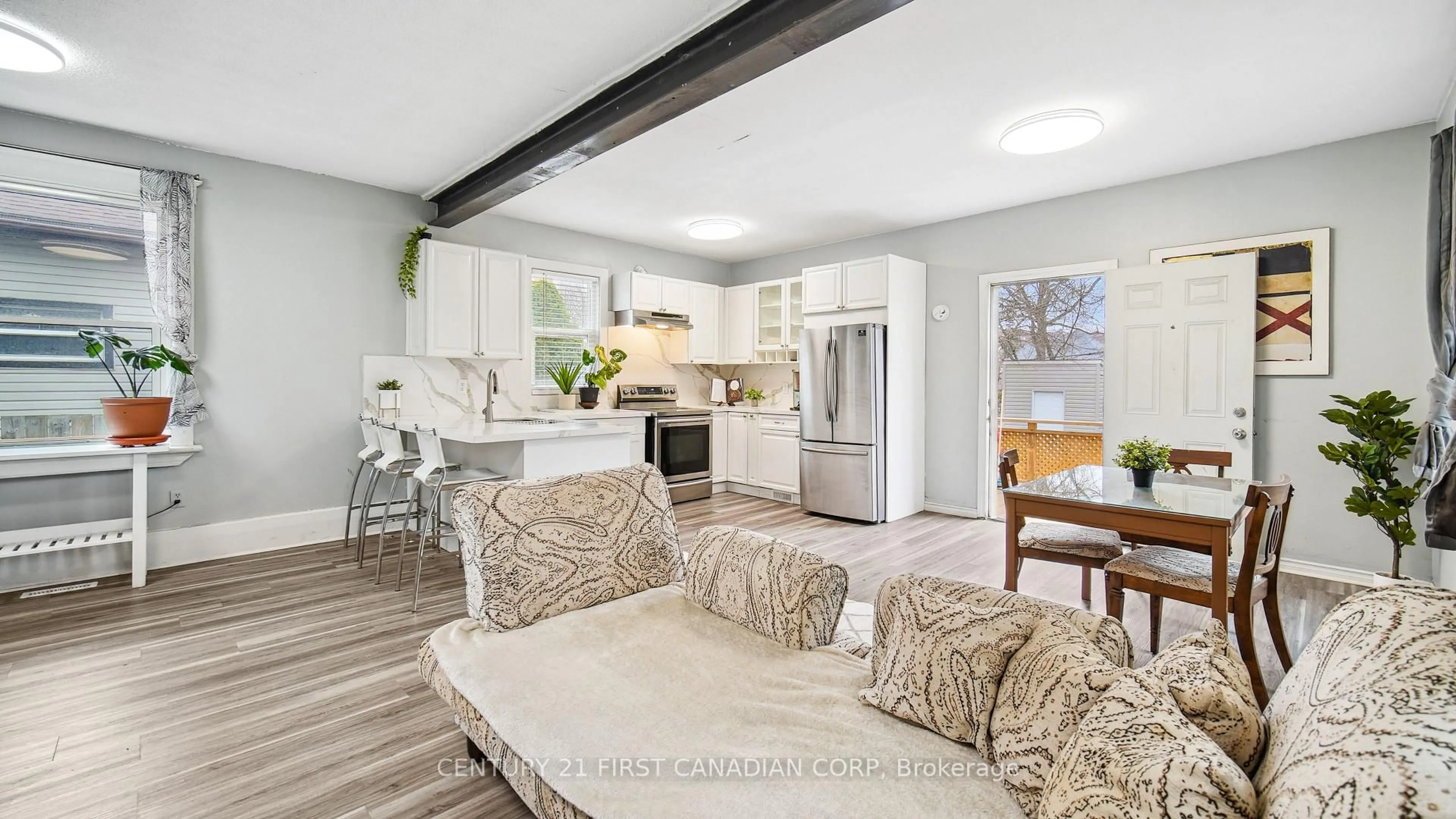 Open concept kitchen, unknown for 417 Grey St, London East Ontario N6B 1H1