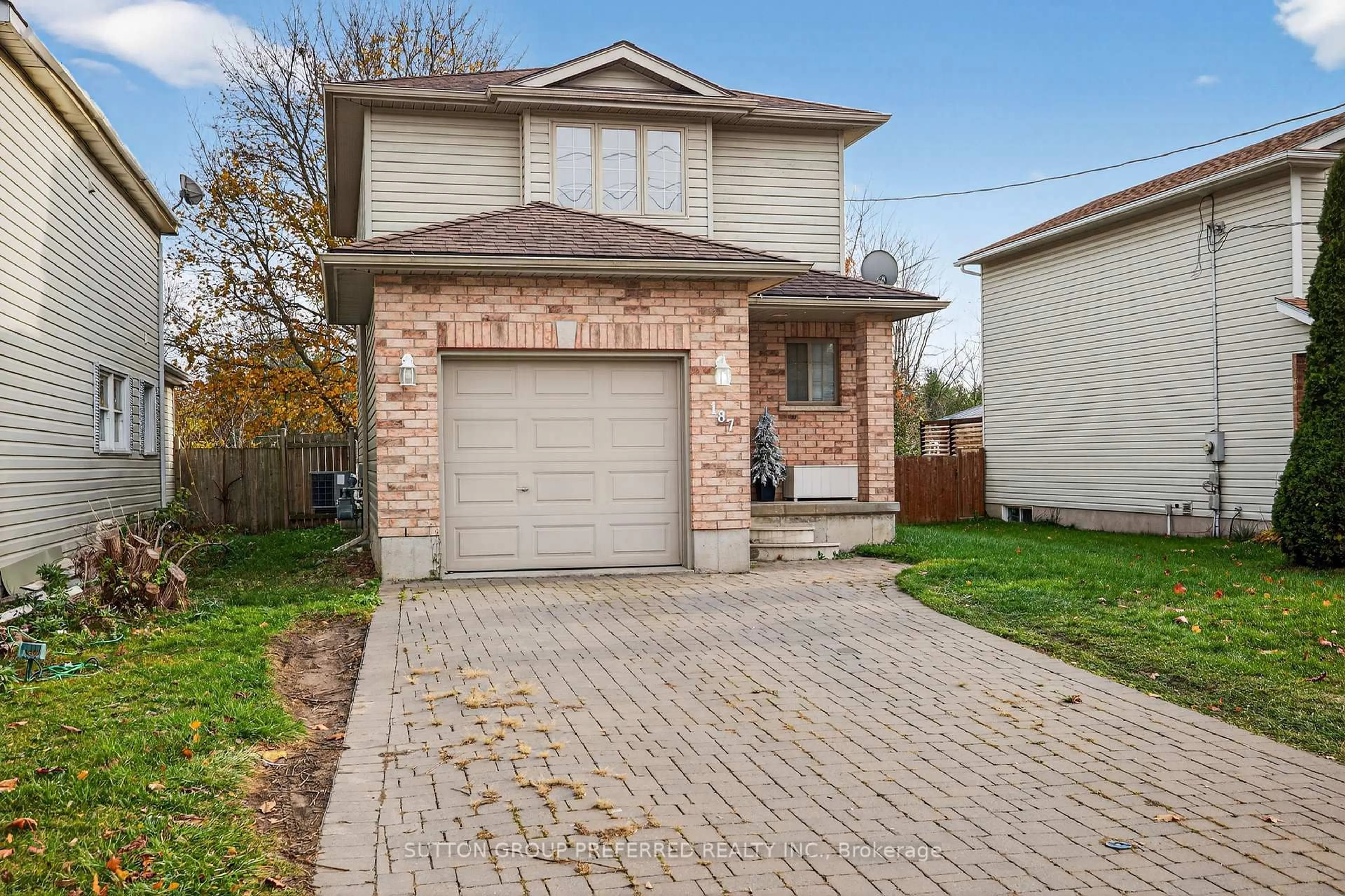 Home with brick exterior material, street for 187 Victoria St, Ingersoll Ontario N5C 2N2