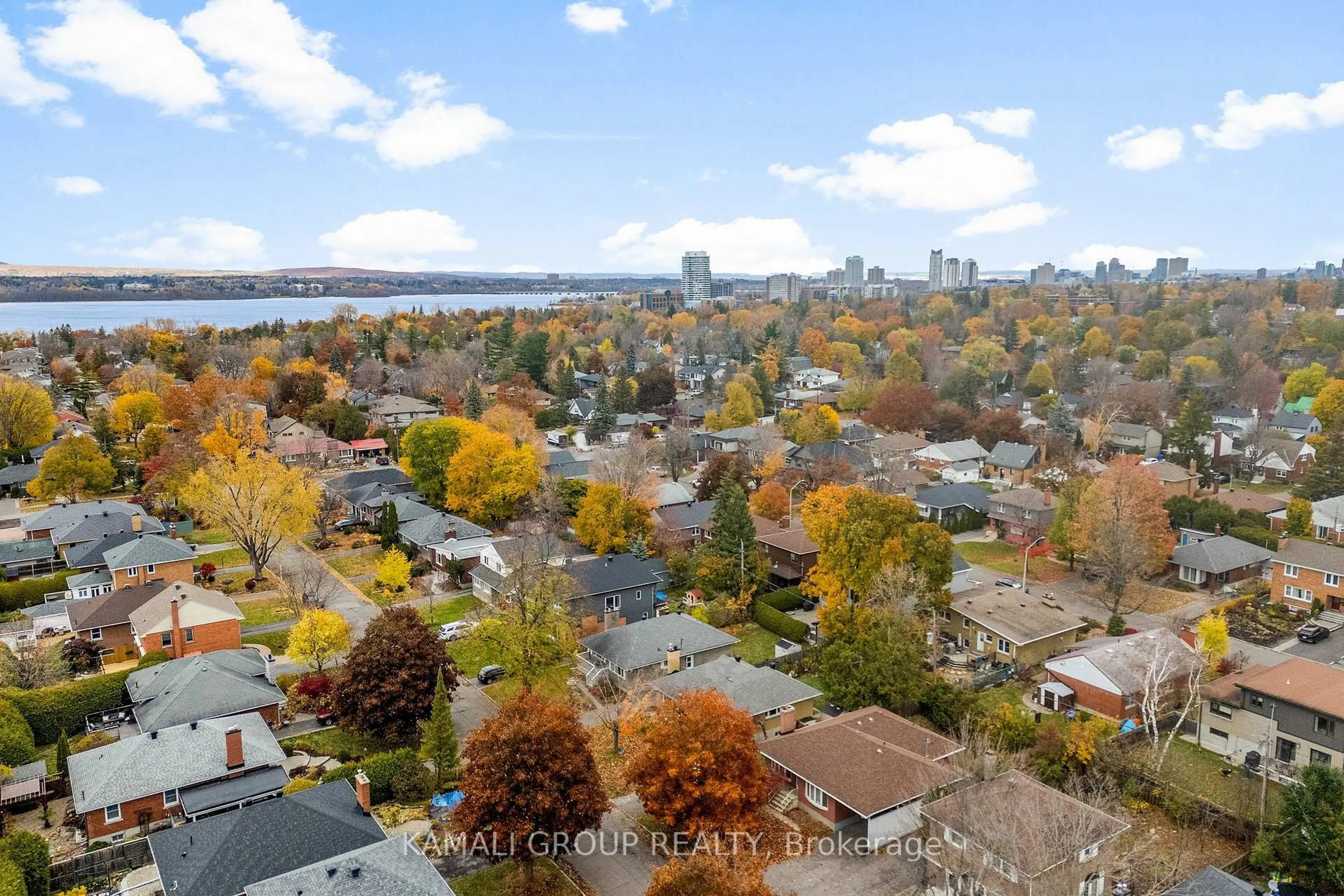 A pic from outside/outdoor area/front of a property/back of a property/a pic from drone, water/lake/river/ocean view for 683 Courtenay Ave, Ottawa Ontario K2A 3B8