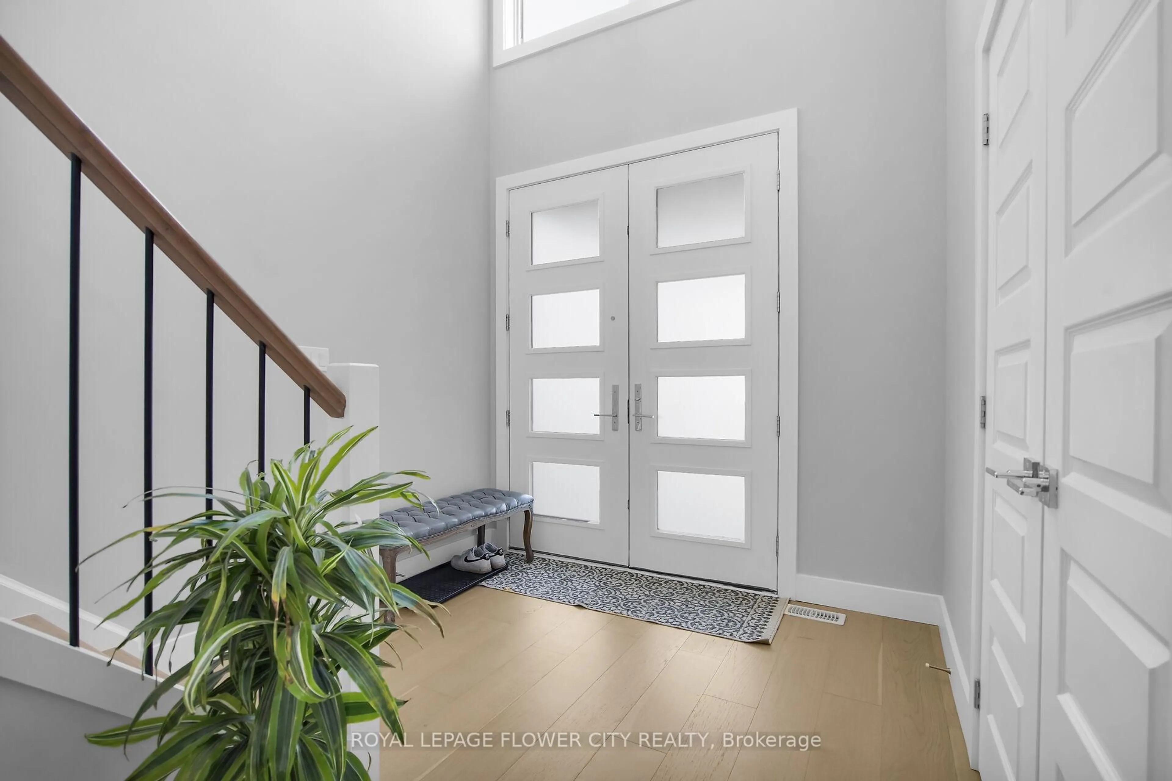 Indoor entryway for 2424 Black Rail Terr, London South Ontario N6K 0H3