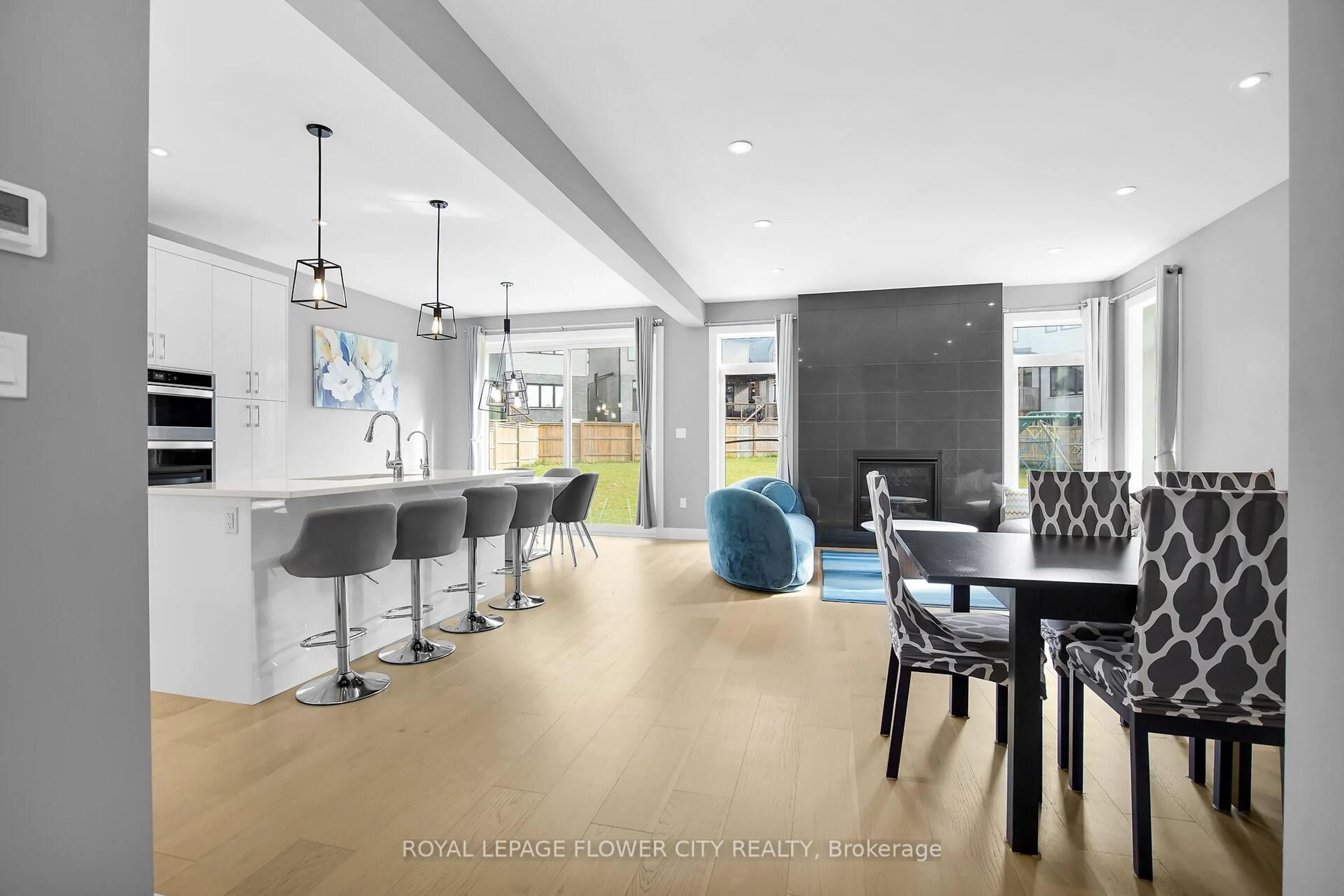 Open concept kitchen, unknown for 2424 Black Rail Terr, London South Ontario N6K 0H3