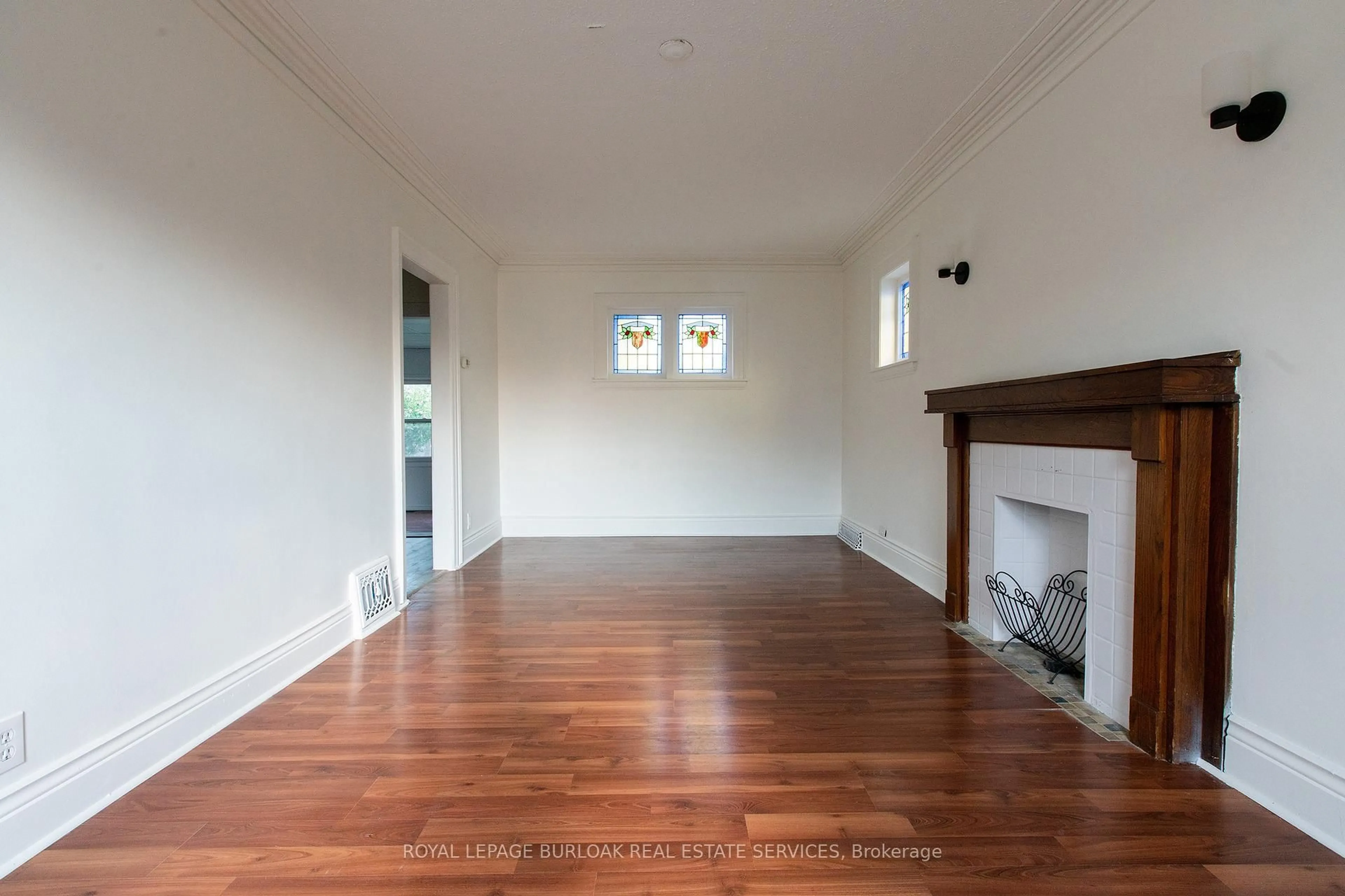 Unknown for 49 Province St, Hamilton Ontario L8K 2K7