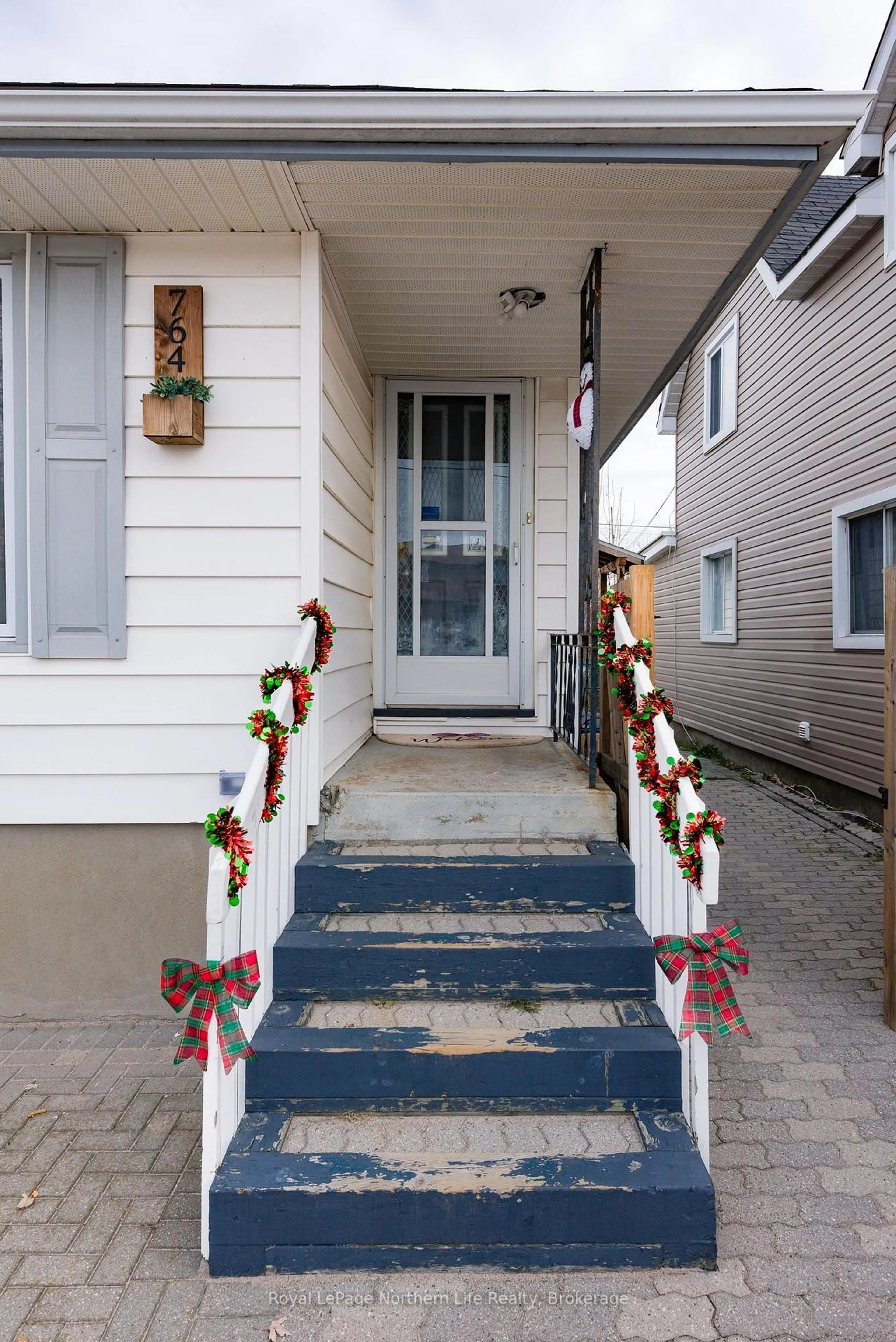 Unknown for 764 O'Brien St, North Bay Ontario P1B 5W7