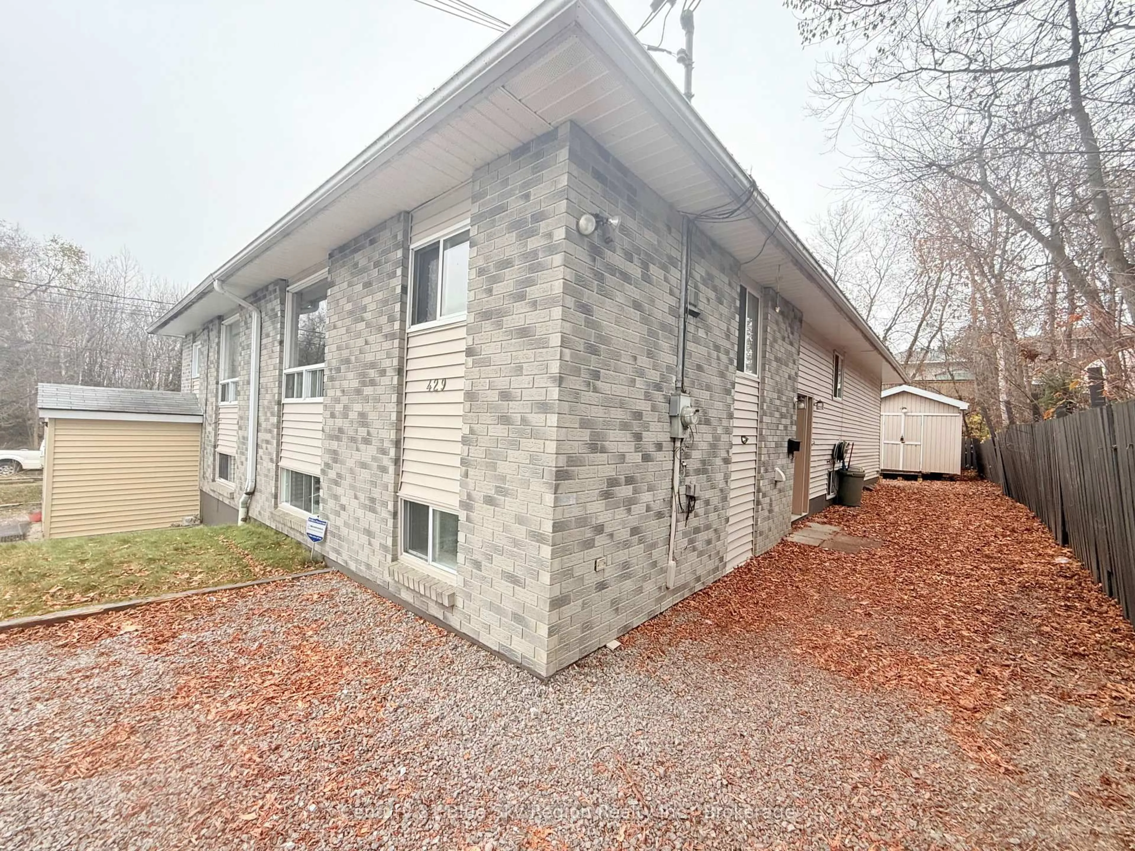 Home with brick exterior material, building for 429 Dudley Ave, North Bay Ontario P1B 7A6