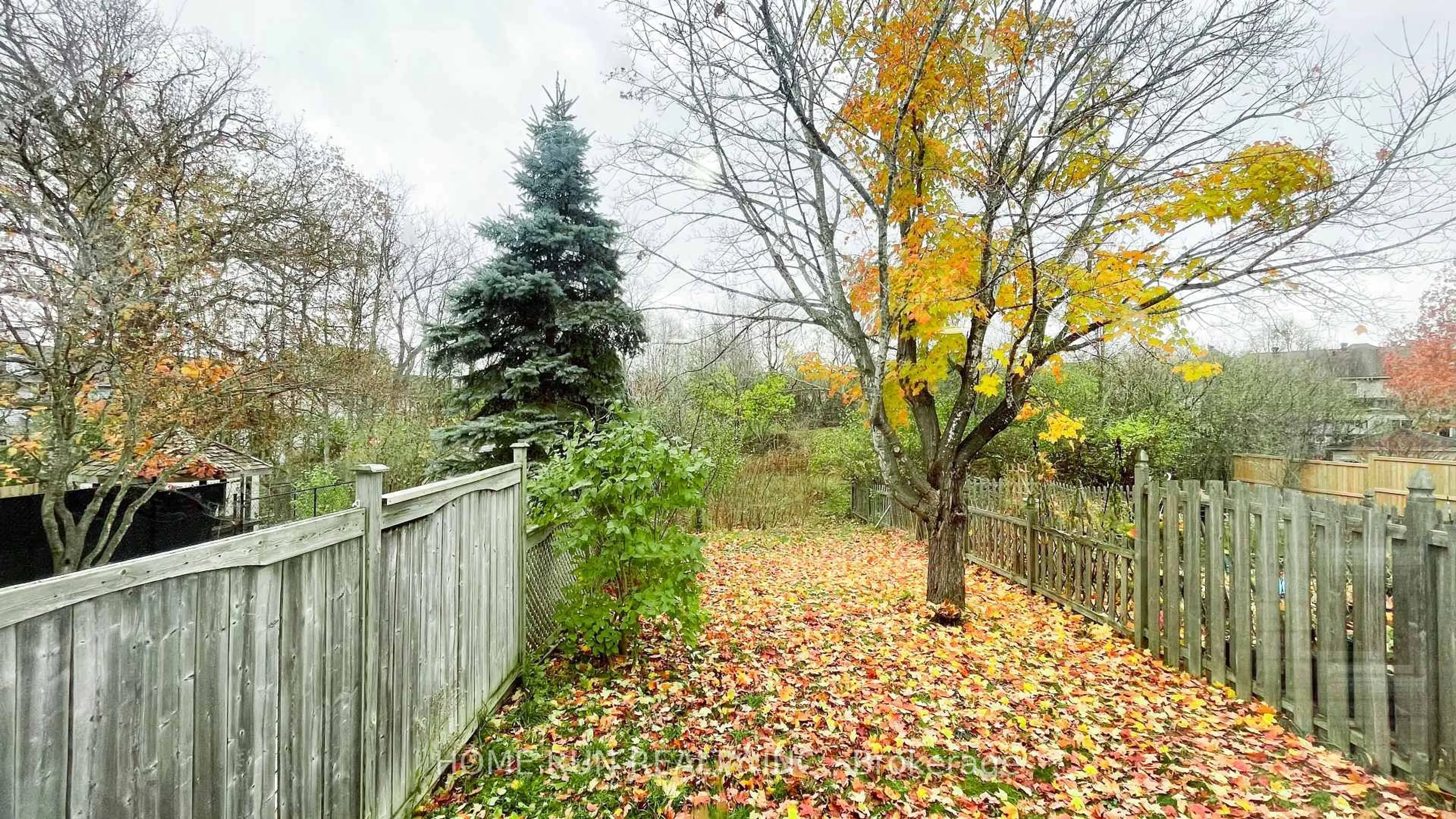 Patio, forest/trees view for 113 BLACKDOME Cres, Ottawa Ontario K2T 1B1