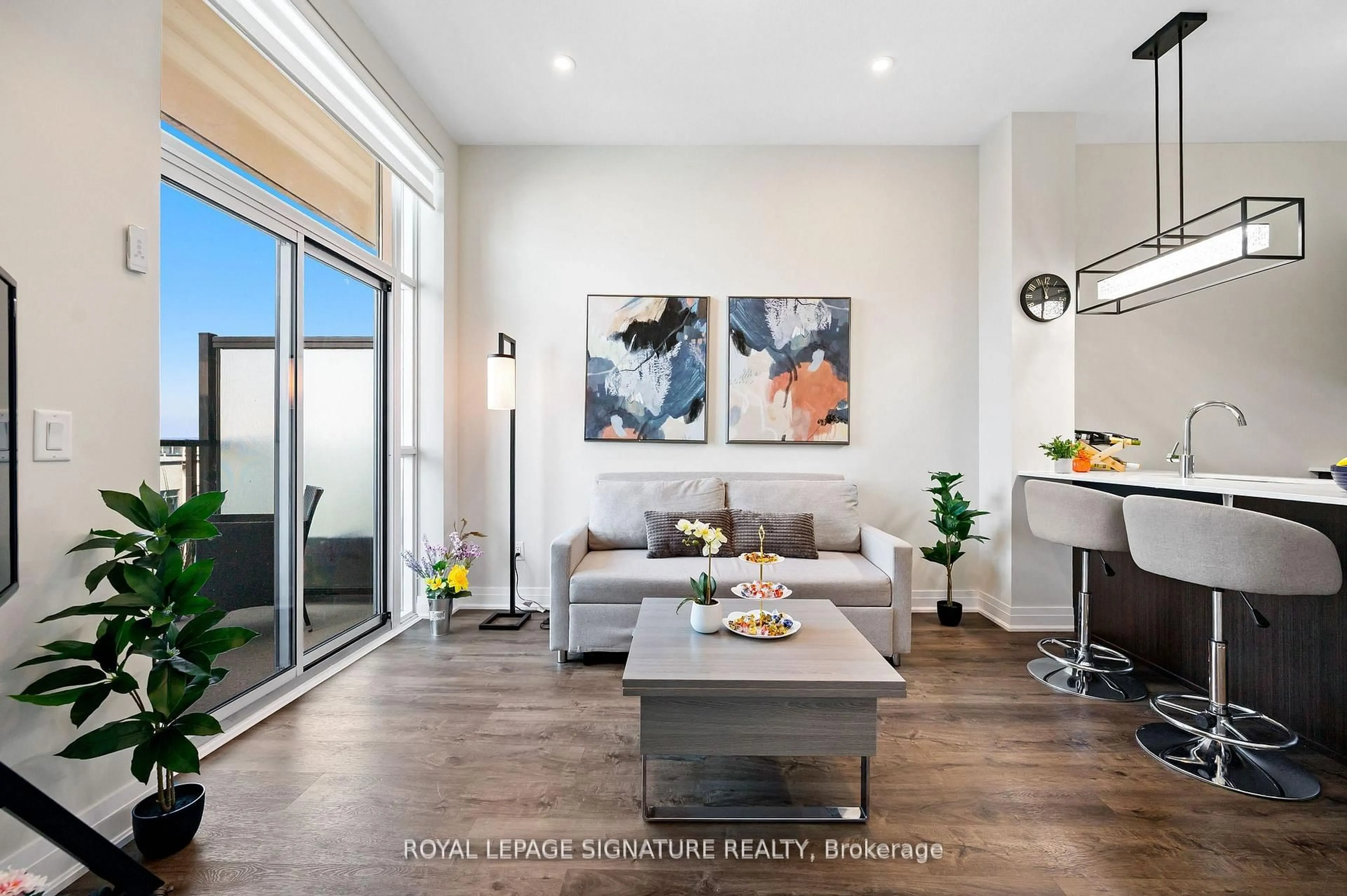 Living room with furniture, unknown for 16 Concord Pl #629, Grimsby Ontario L3M 0J1