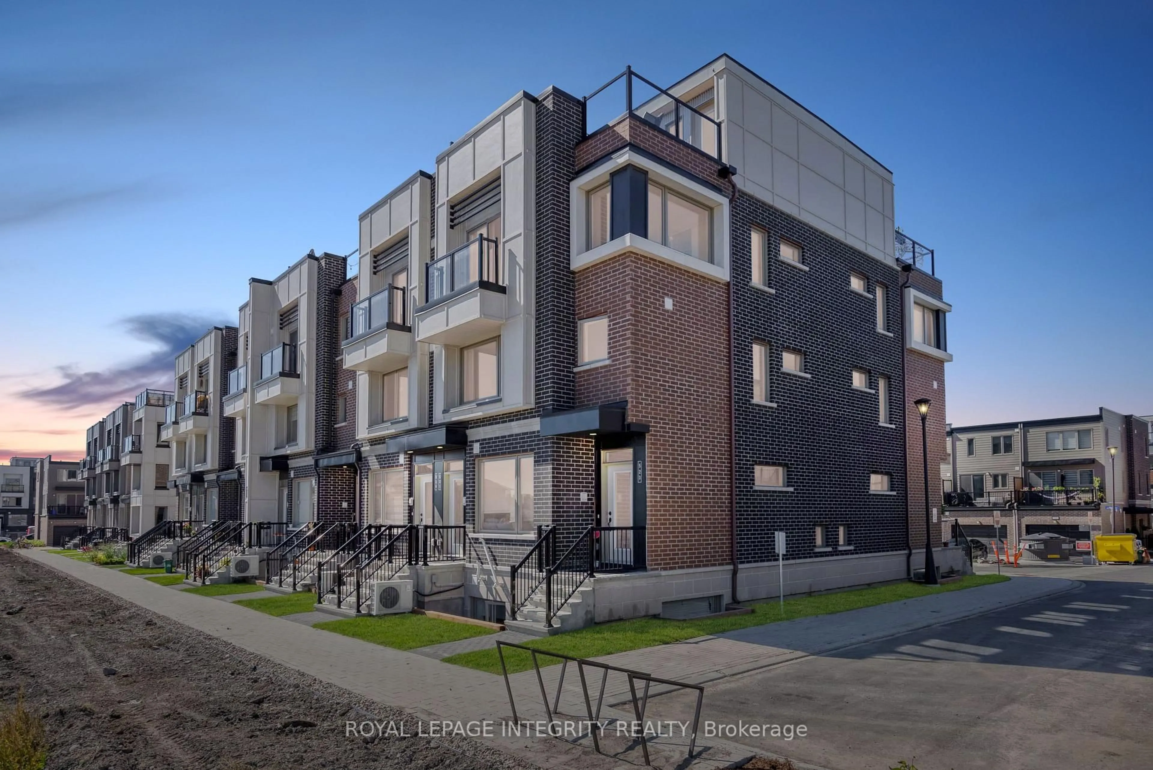 Unknown for 523 Ozawa Private, Ottawa Ontario K1K 4Z8