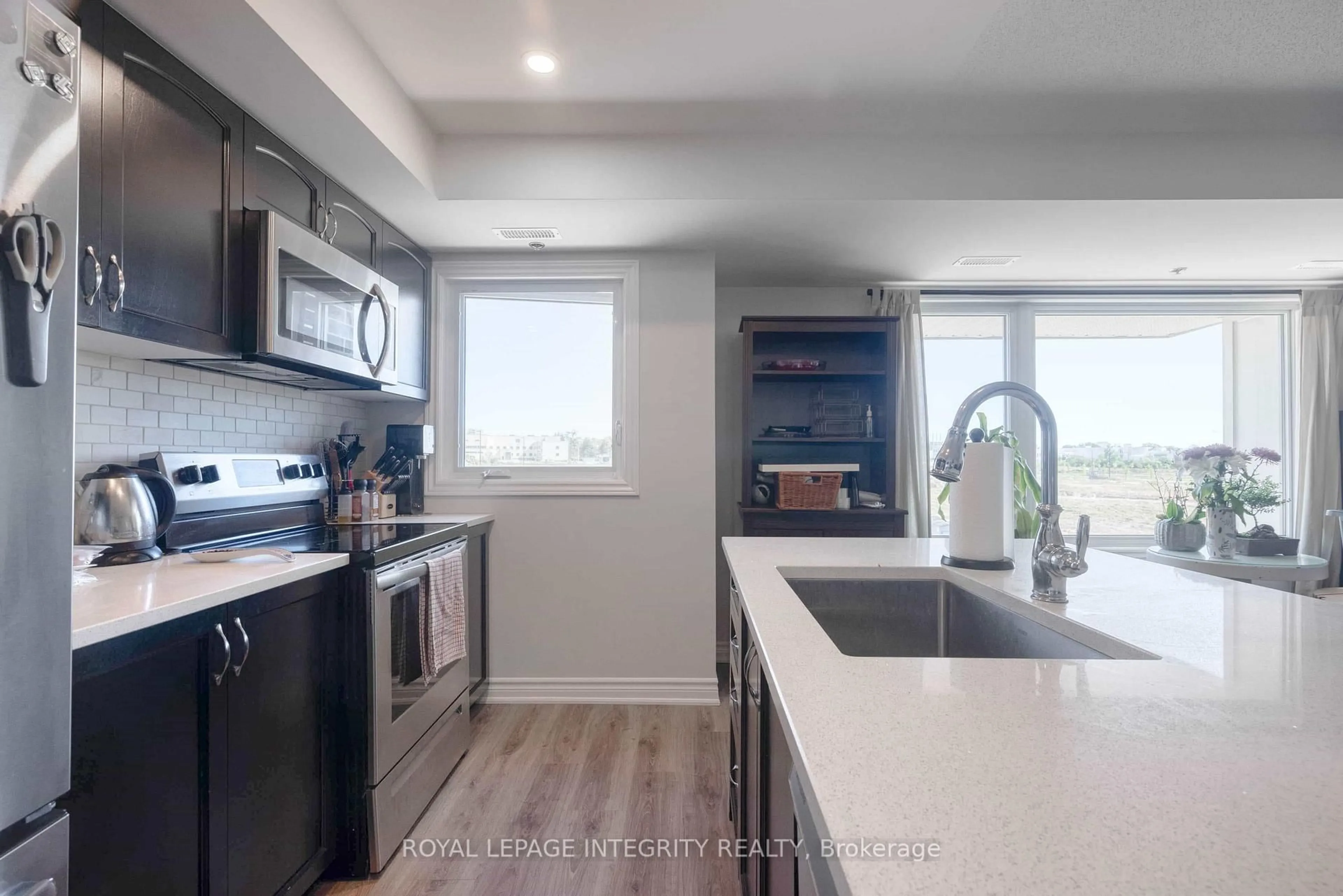 Open concept kitchen, unknown for 523 Ozawa Private, Ottawa Ontario K1K 4Z8