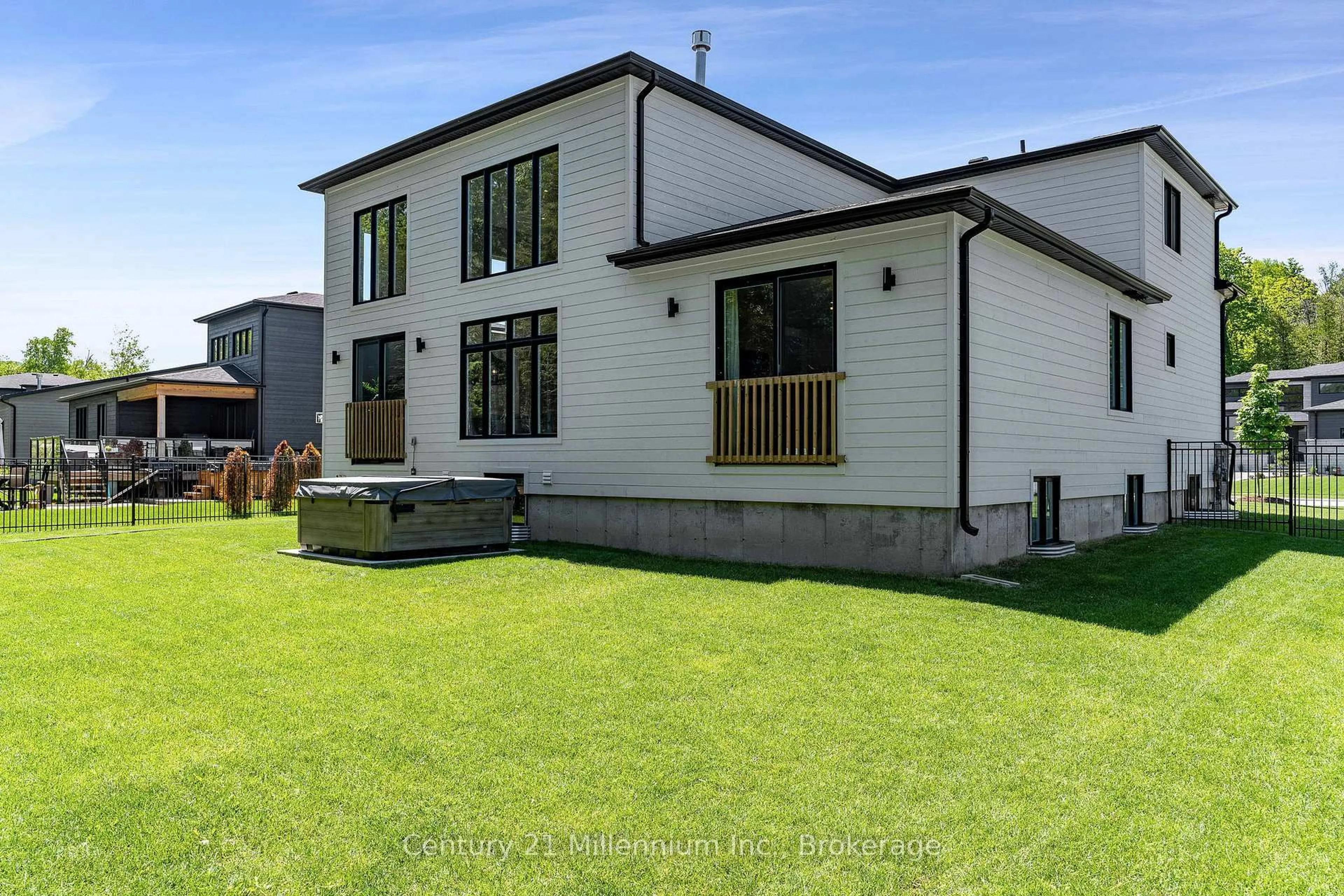 Unknown for 107 TEKIAH Rd, Blue Mountains Ontario N0H 1J0