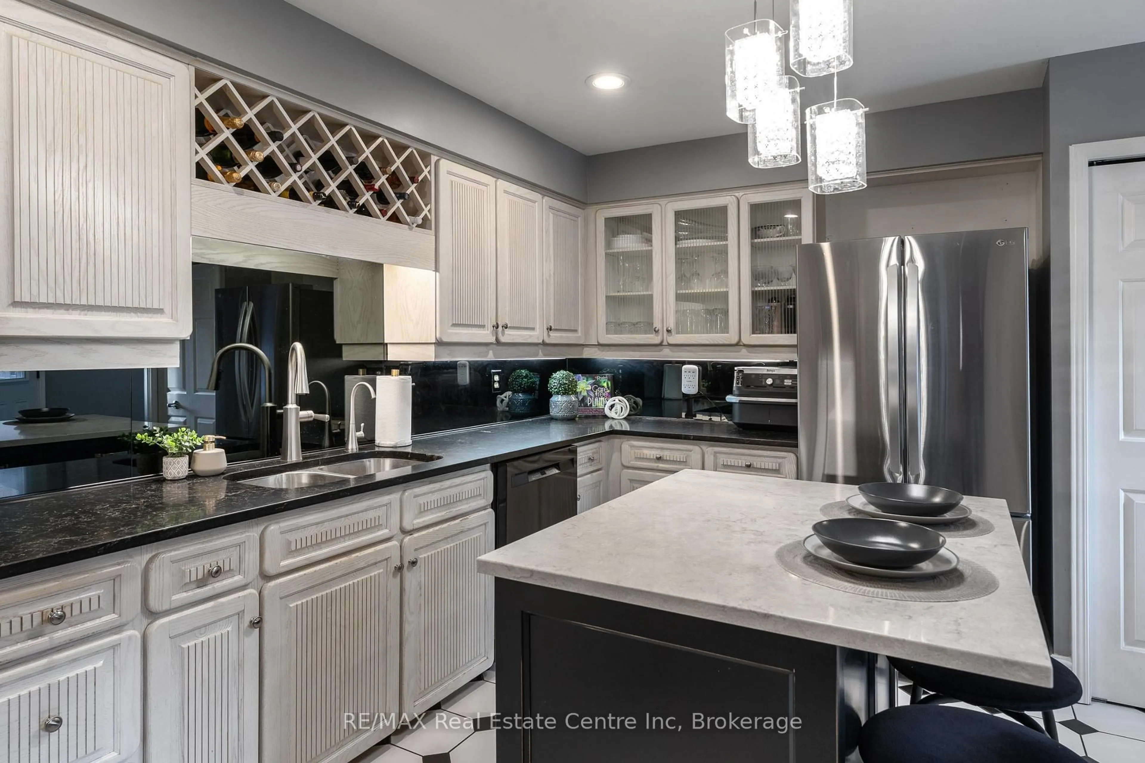 Contemporary kitchen, ceramic/tile floor for 94 WOODLAWN Rd #3, Guelph Ontario N1E 1B7