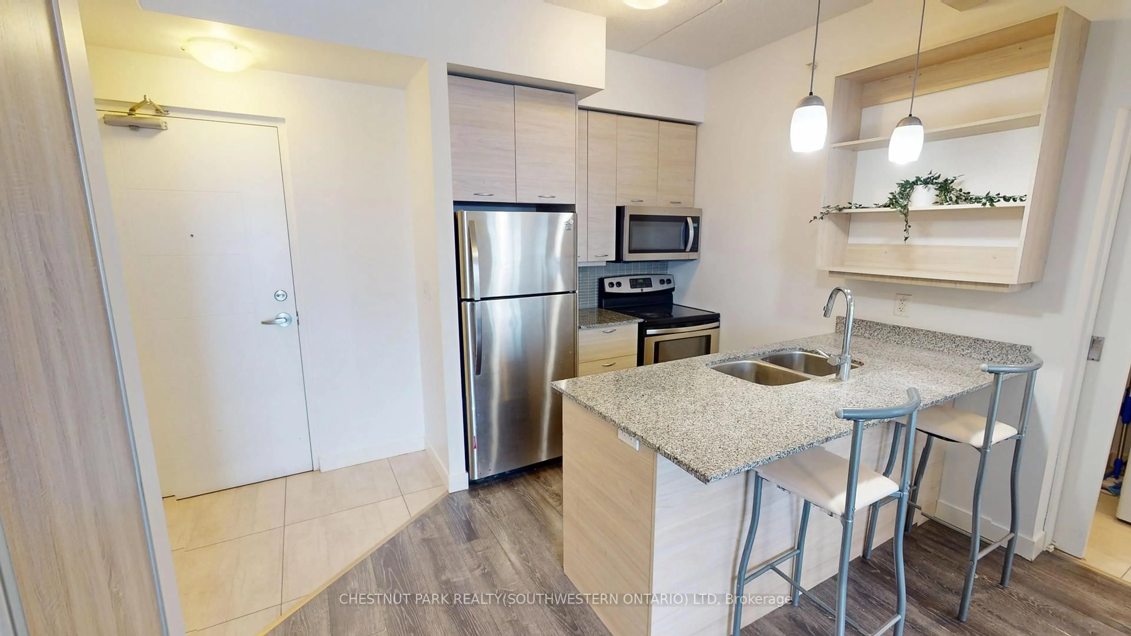 Standard kitchen, unknown for 318 Spruce St #1003, Waterloo Ontario N2L 3M7
