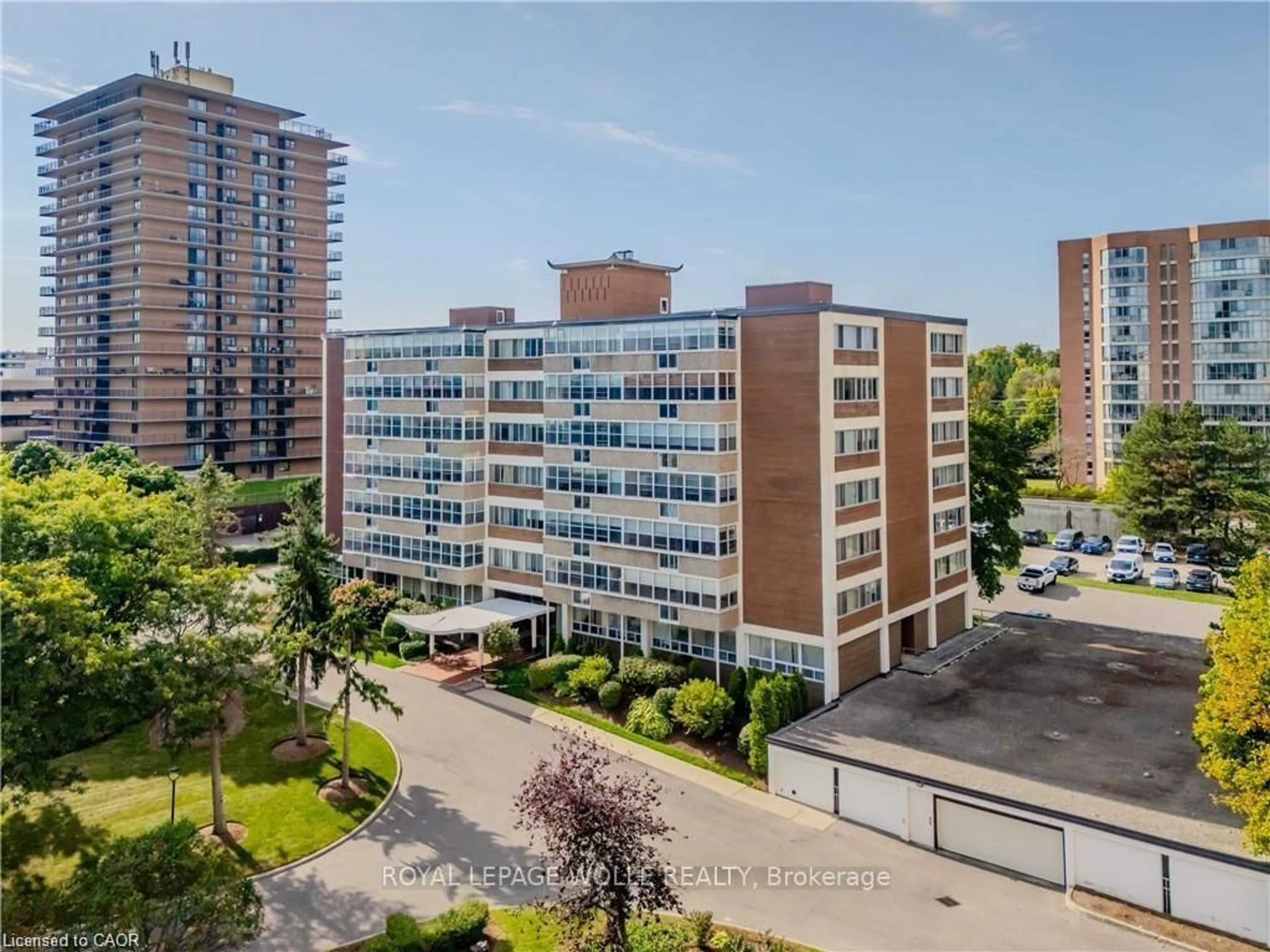 A pic from outside/outdoor area/front of a property/back of a property/a pic from drone, city buildings view from balcony for 45 Westmount Rd #603, Waterloo Ontario N2L 2R3