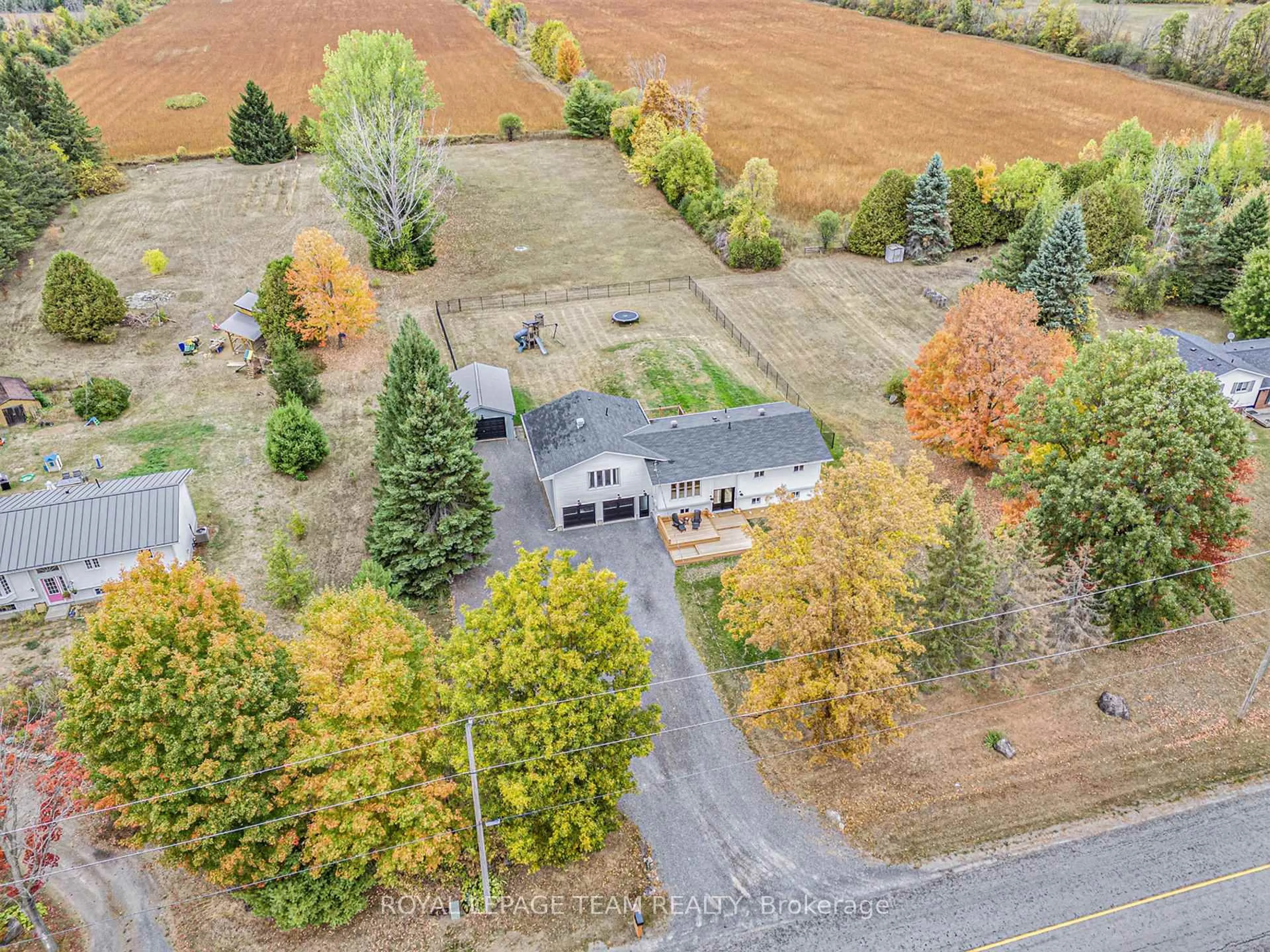 A pic from outside/outdoor area/front of a property/back of a property/a pic from drone, unknown for 1421 Stone Rd, North Grenville Ontario K0G 1S0
