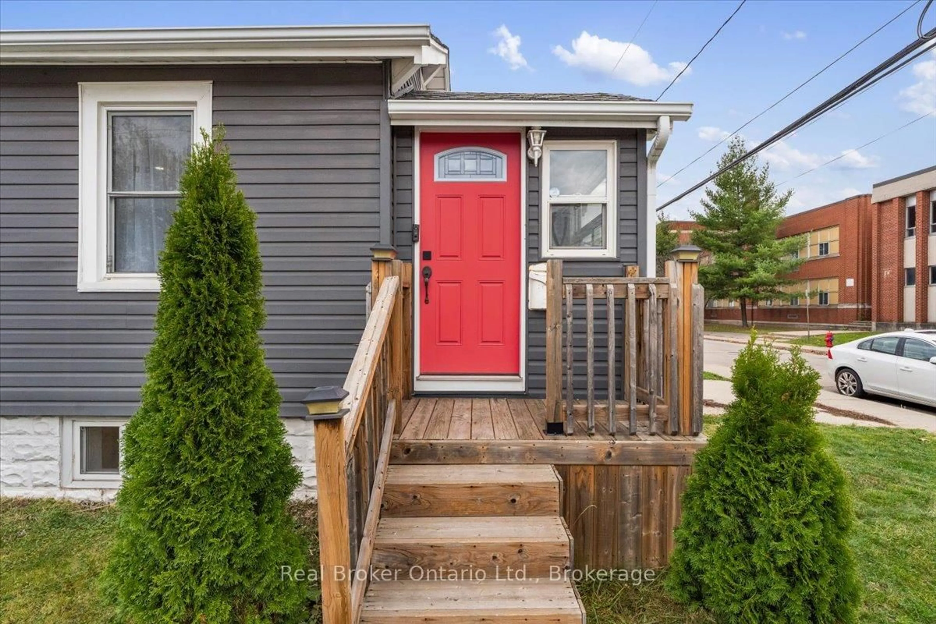 Unknown for 171 Britannia Ave, Hamilton Ontario L8H 1X6