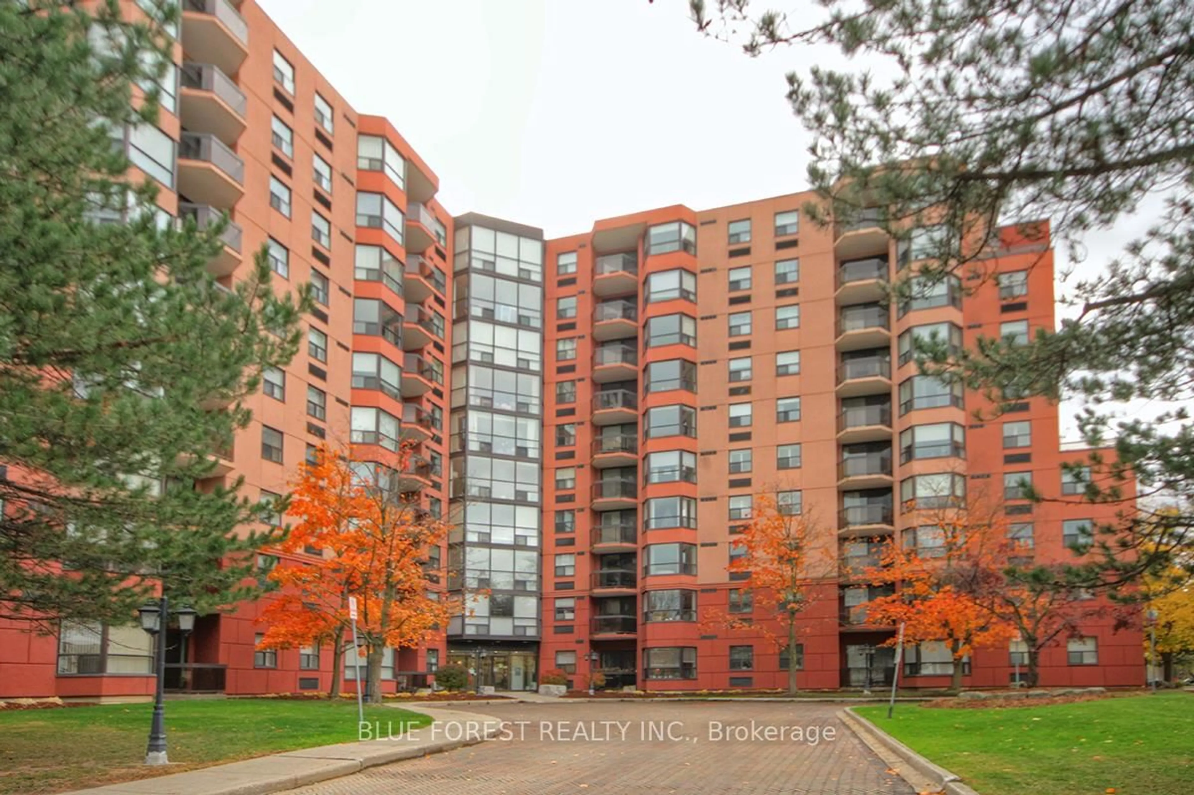 Unknown for 600 Talbot St #611, London East Ontario N6A 5L9