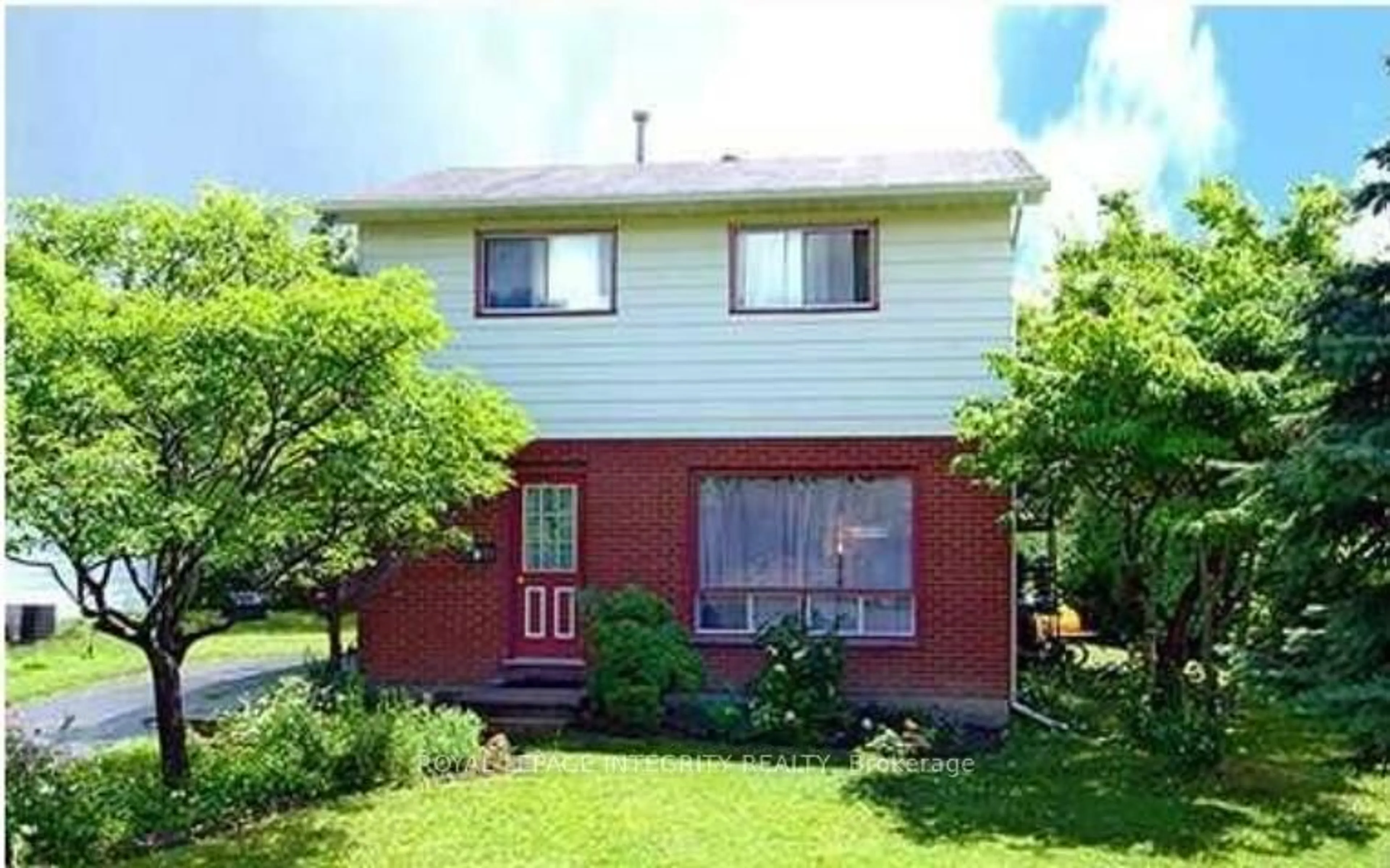 Unknown for 15 Mcmurdo Crt, Ottawa Ontario K2E 5V8