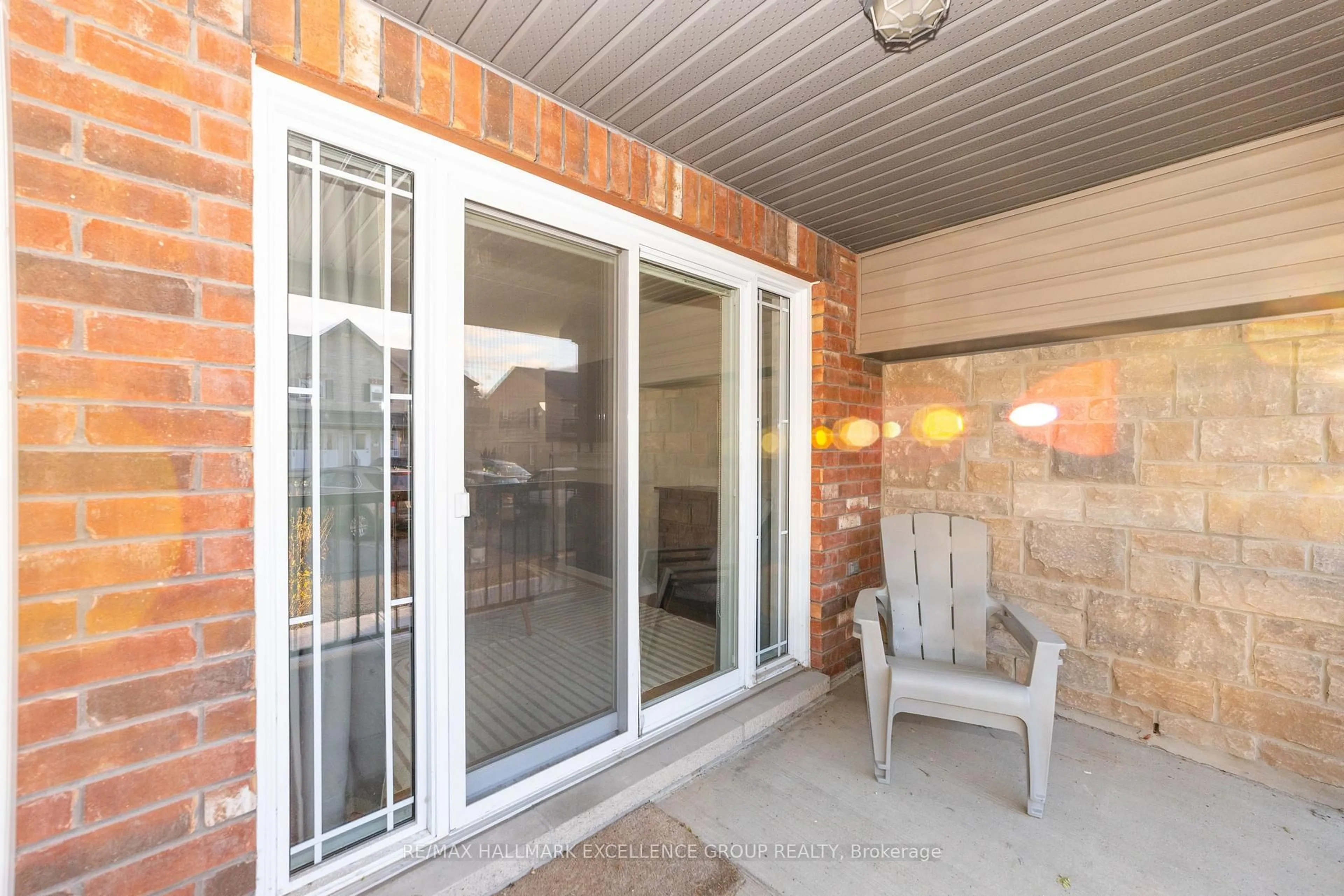 Patio, street for 204 Eliot St #608, Clarence-Rockland Ontario K4K 0G4