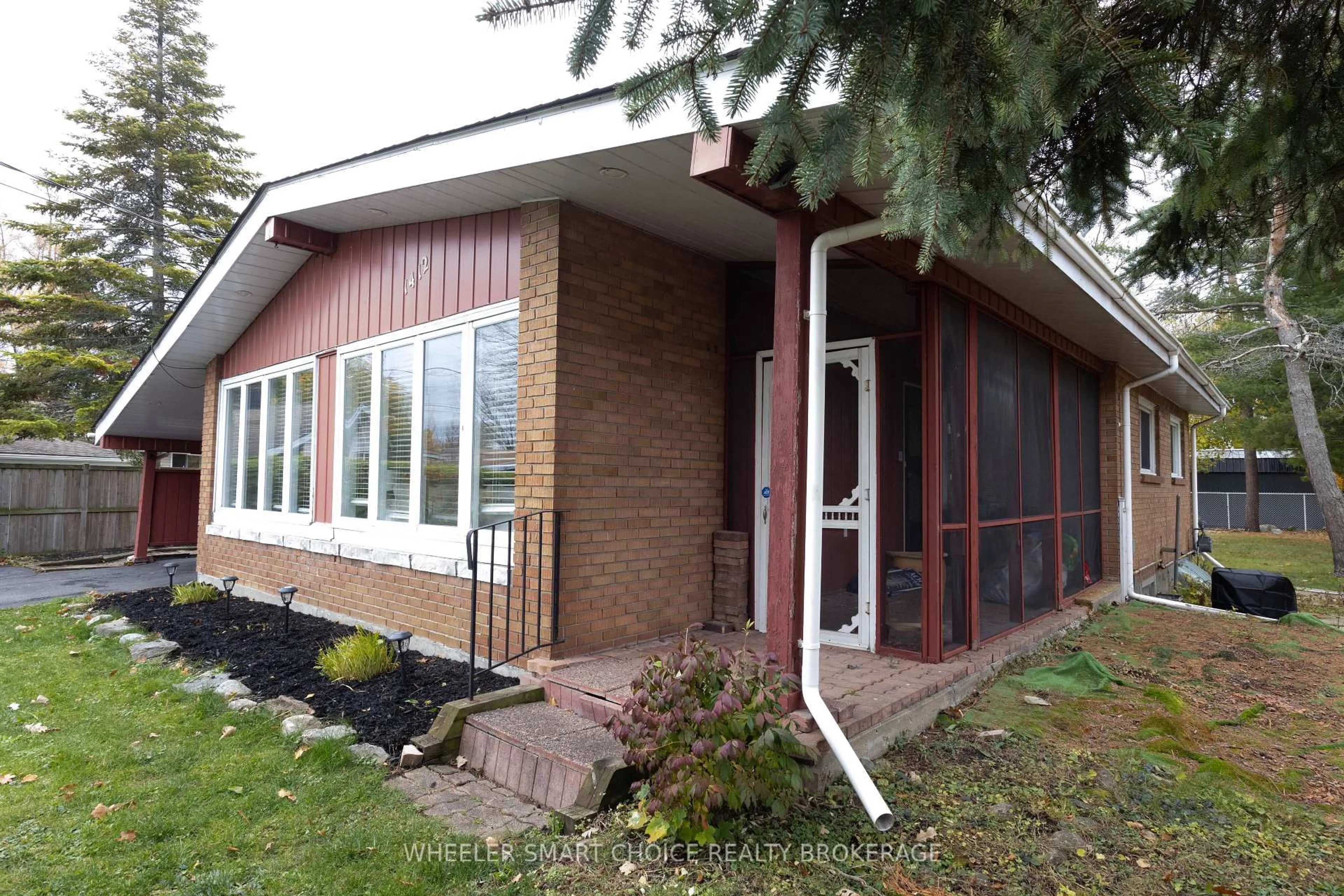 Unknown for 1412 Boyd St, Cornwall Ontario K6J 1X1