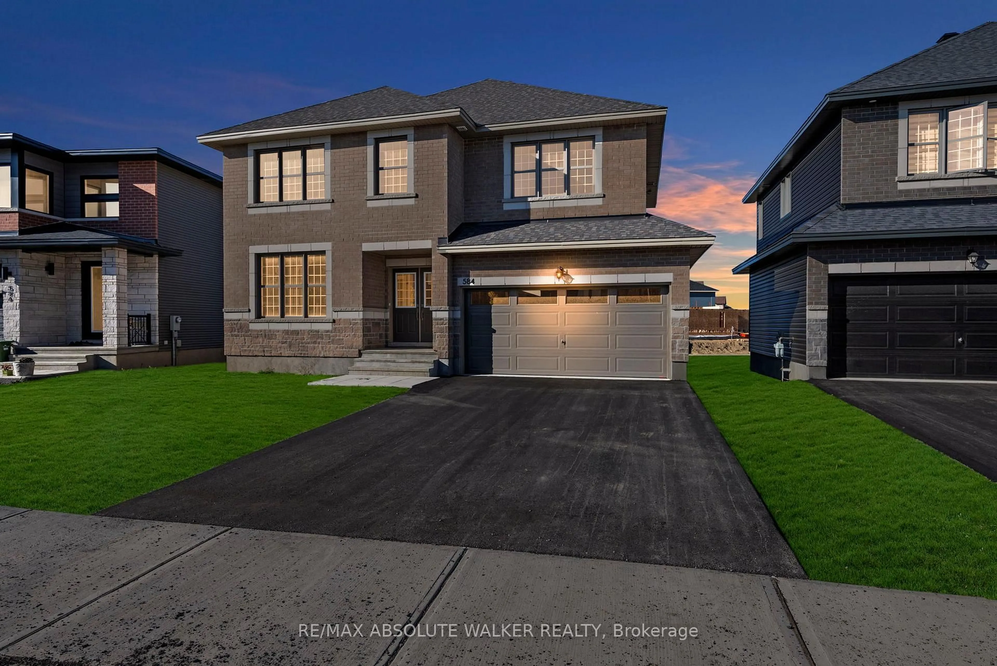 Unknown for 584 Paakanaak Ave, Ottawa Ontario K1X 0J6