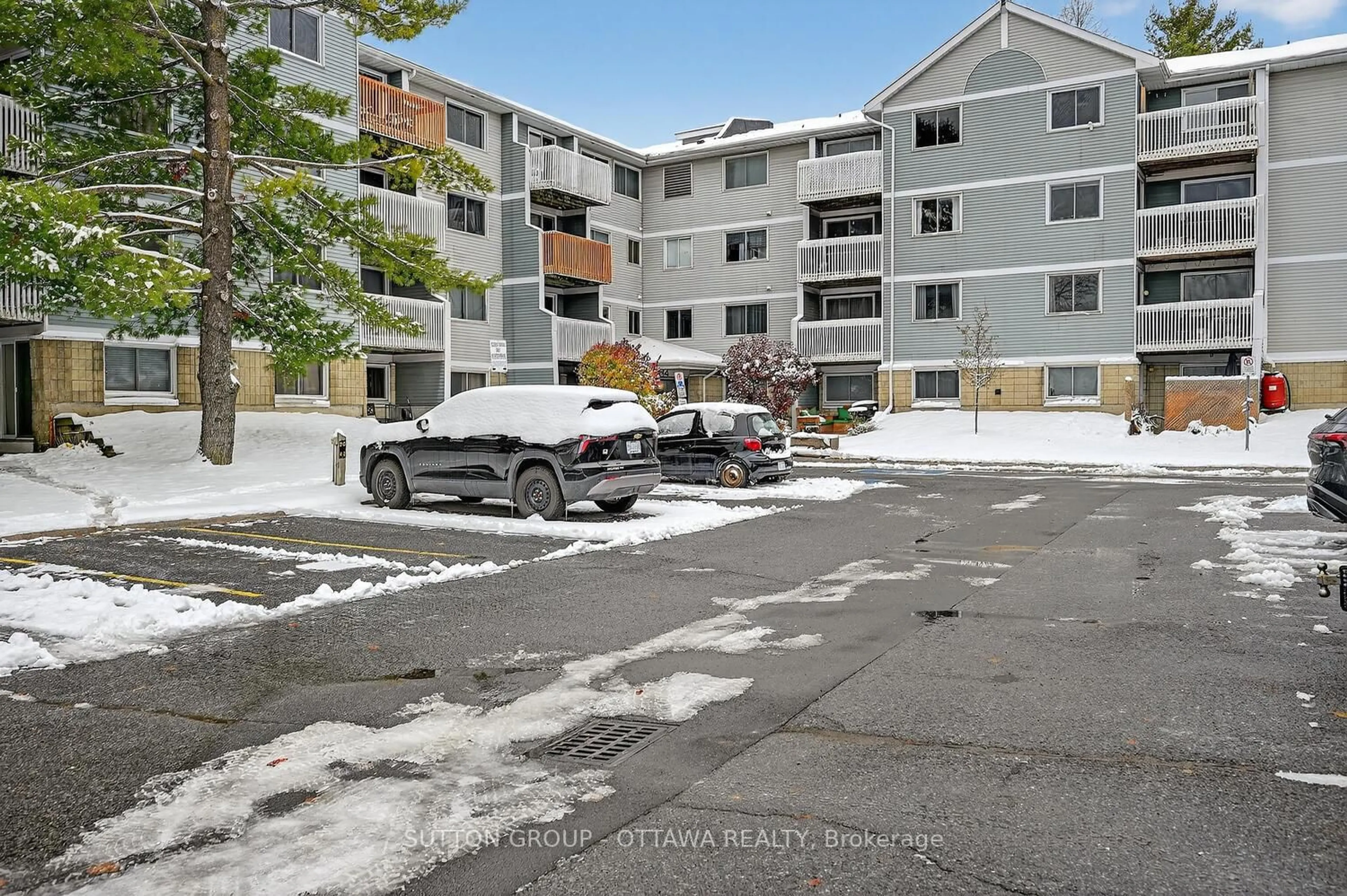 Unknown for 214 Viewmount Dr #317, Ottawa Ontario K2E 7X3