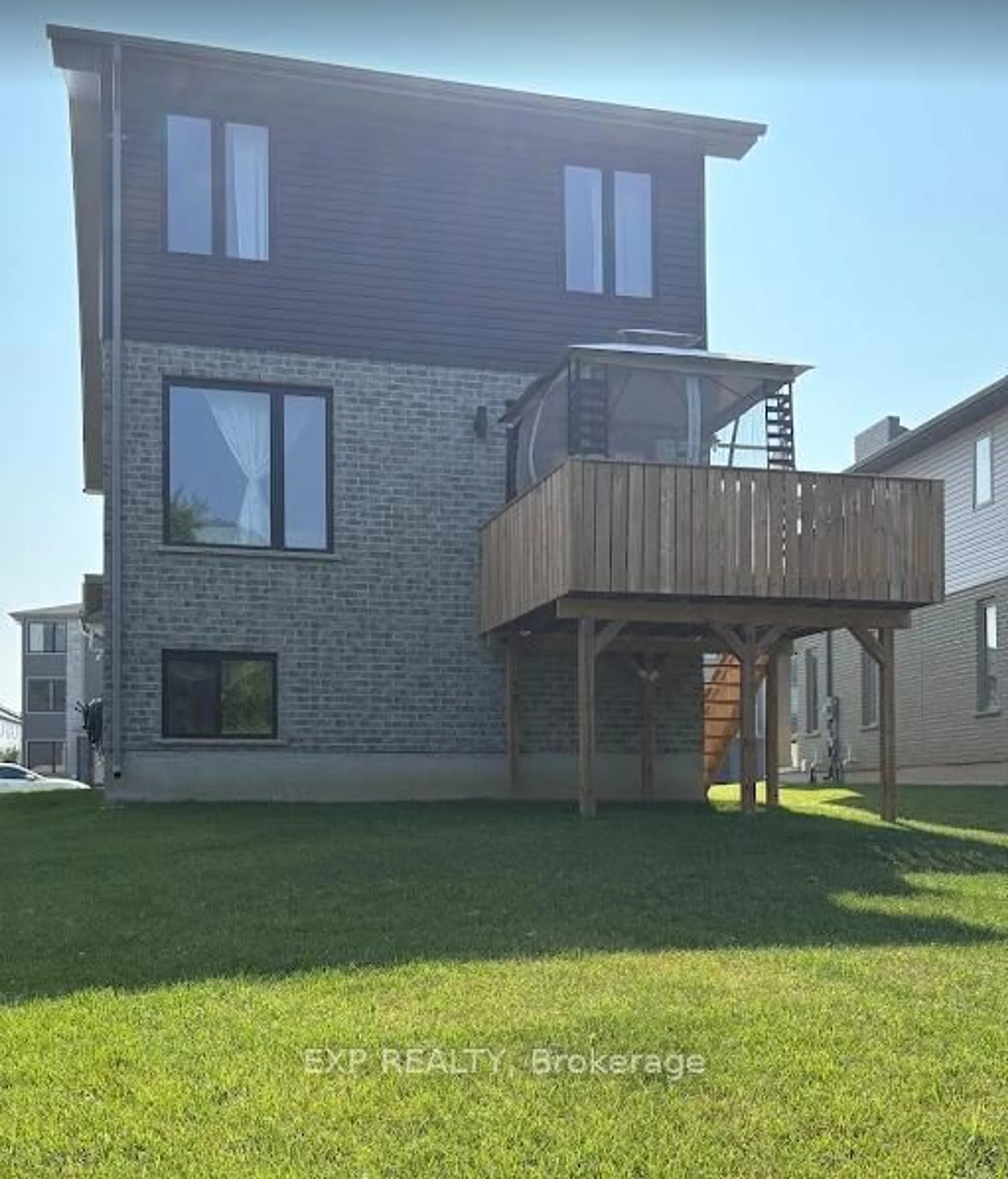 Unknown for 760 Chelton Rd, London South Ontario N6M 0A1