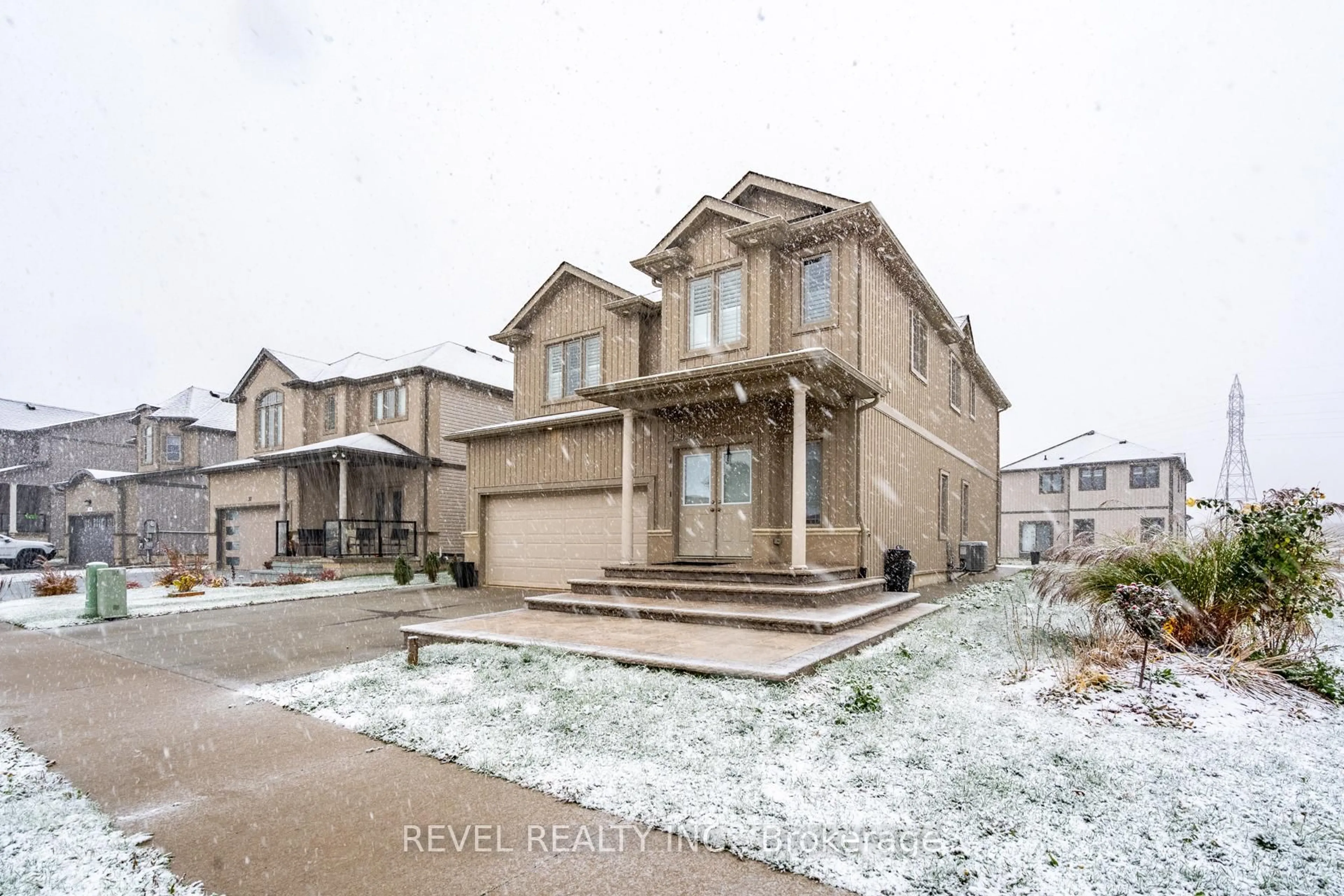 Unknown for 32 Barker Pkwy, Thorold Ontario L2V 0H3