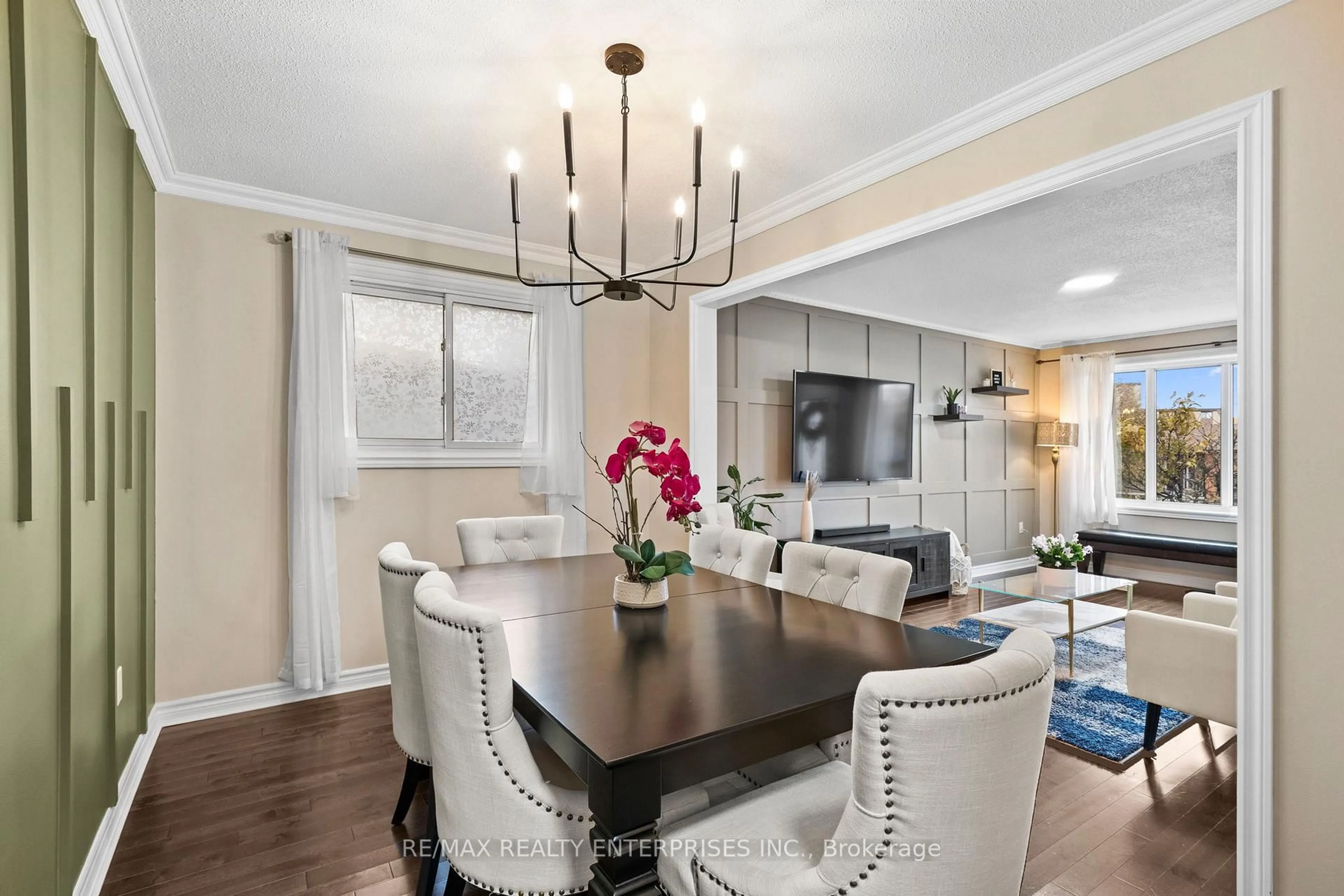 Unknown for 18 Juliana Cres, Cambridge Ontario N1R 6W6