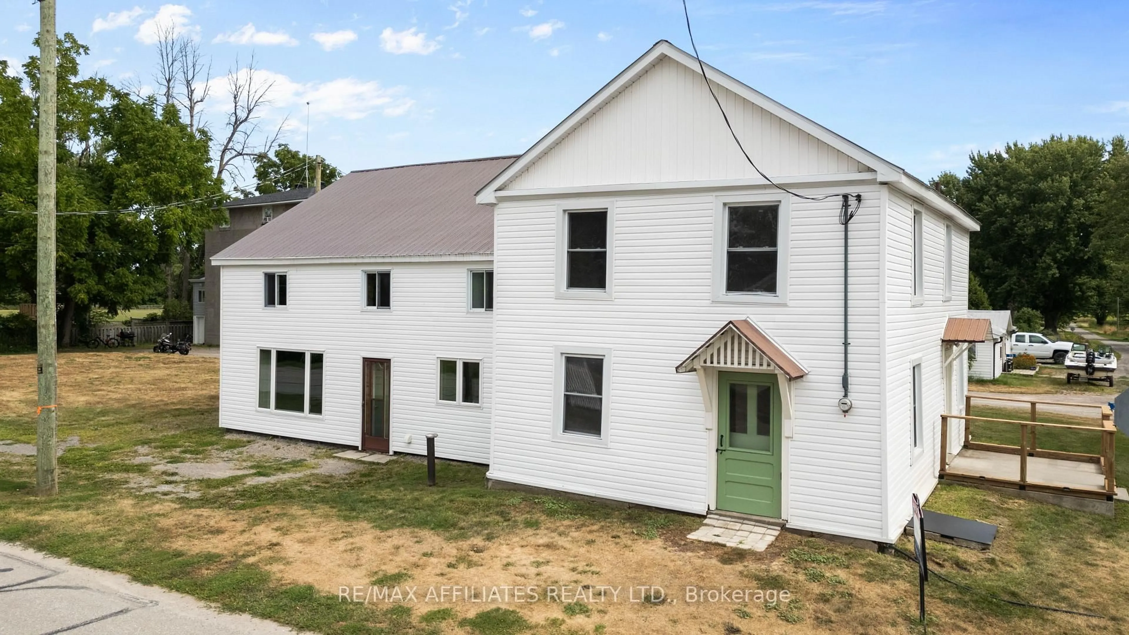 Home with brick exterior material, building for 79 Henry St, Merrickville-Wolford Ontario K0G 1G0