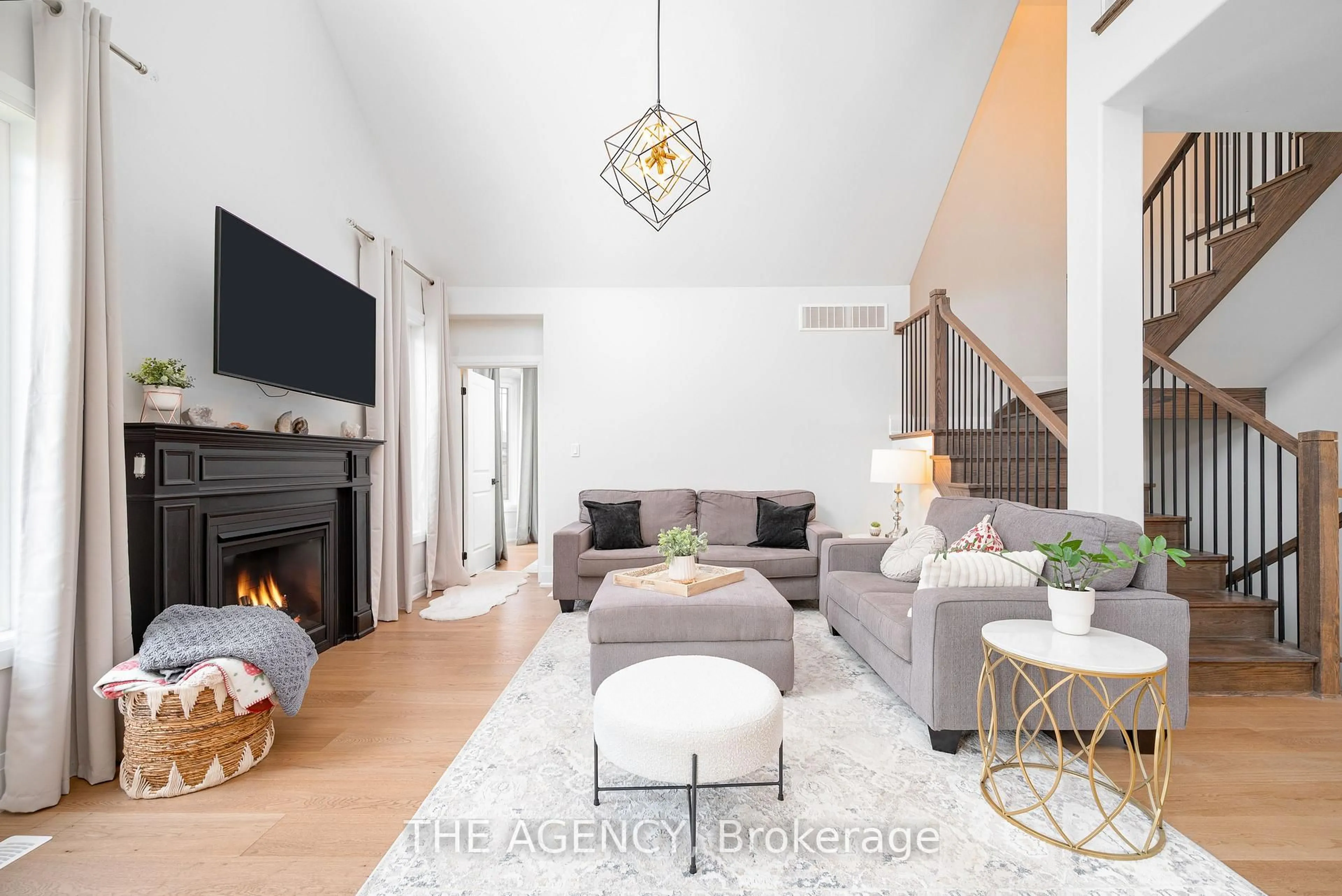 Living room with furniture, unknown for 425 Melling Ave, Peterborough Ontario K9H 0J2