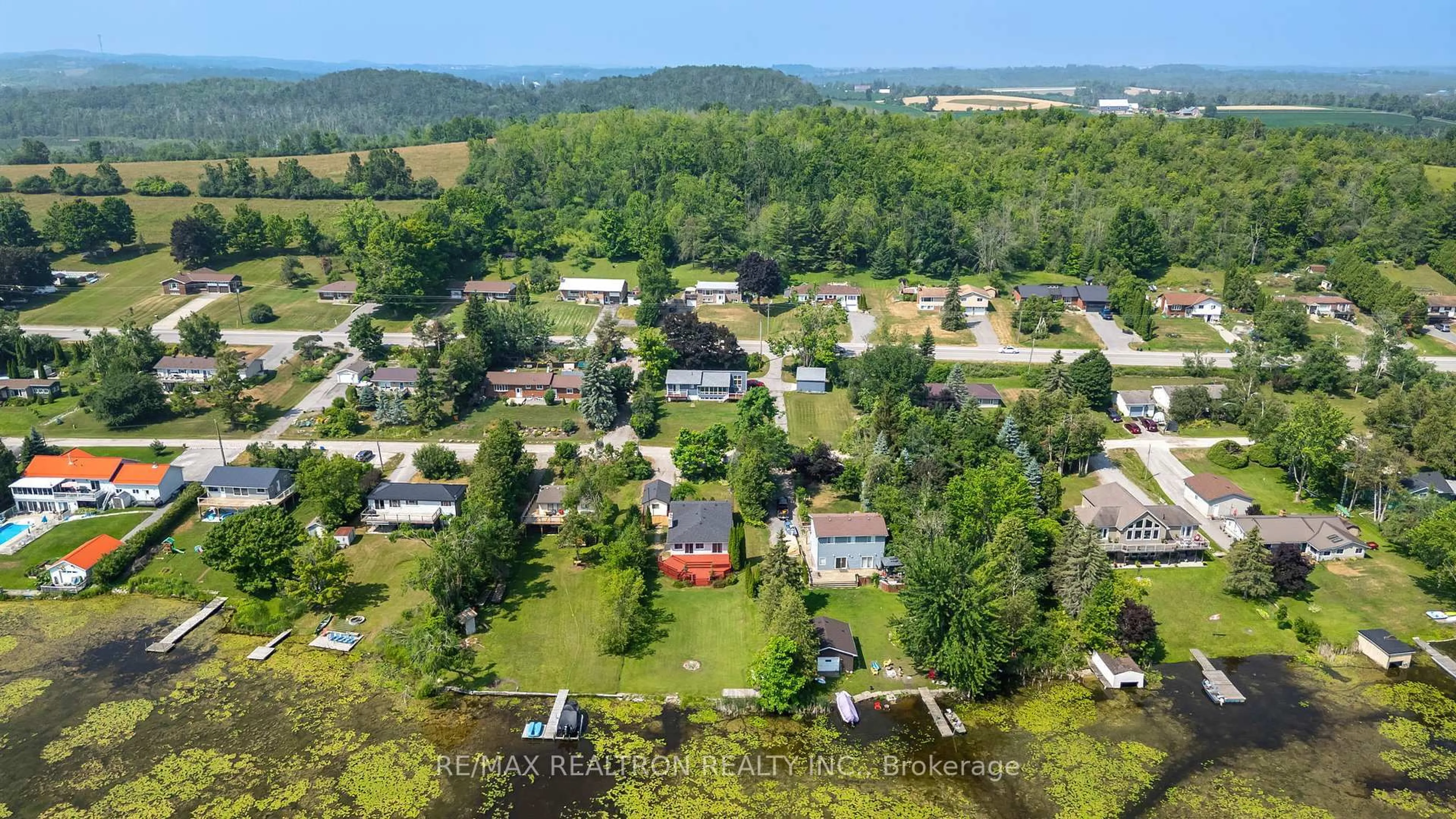 A pic from outside/outdoor area/front of a property/back of a property/a pic from drone, mountain view for 28 Lawrence St, Kawartha Lakes Ontario K0L 2W0