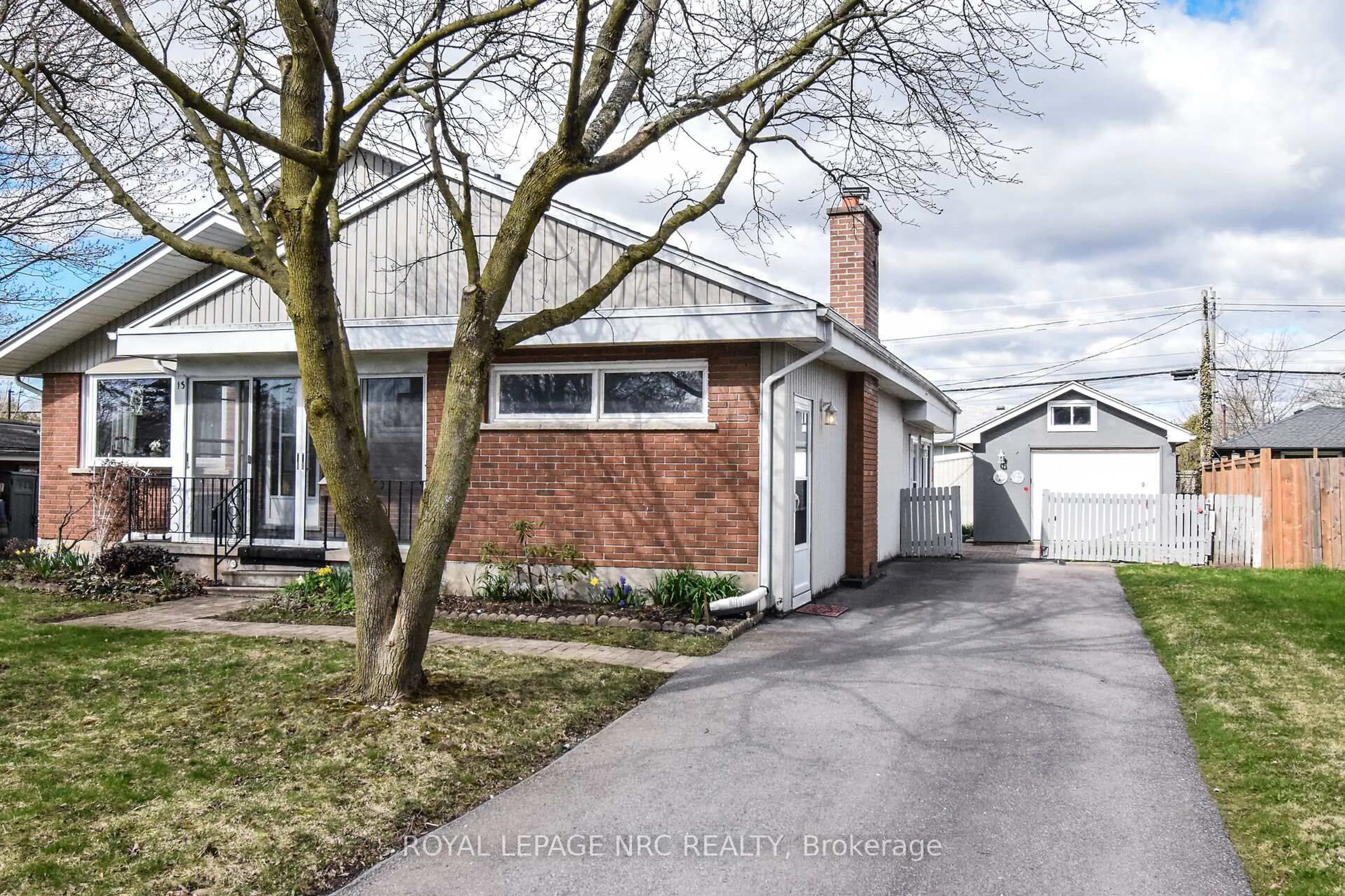 Unknown for 13 Westmount Cres, Welland Ontario L3C 2S5