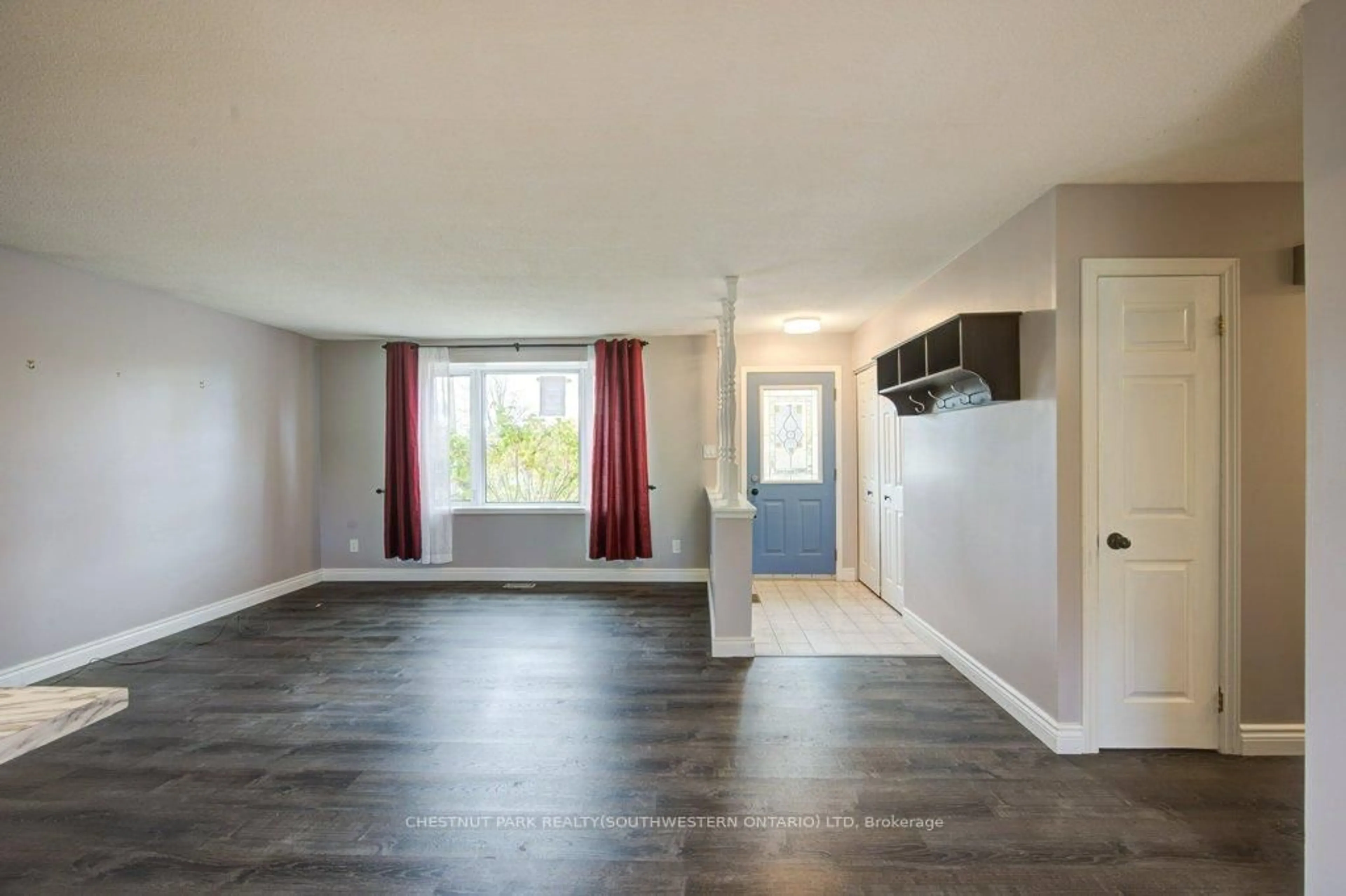 A pic of a room for 500 Ferndale Ave, London South Ontario N6C 2Z1