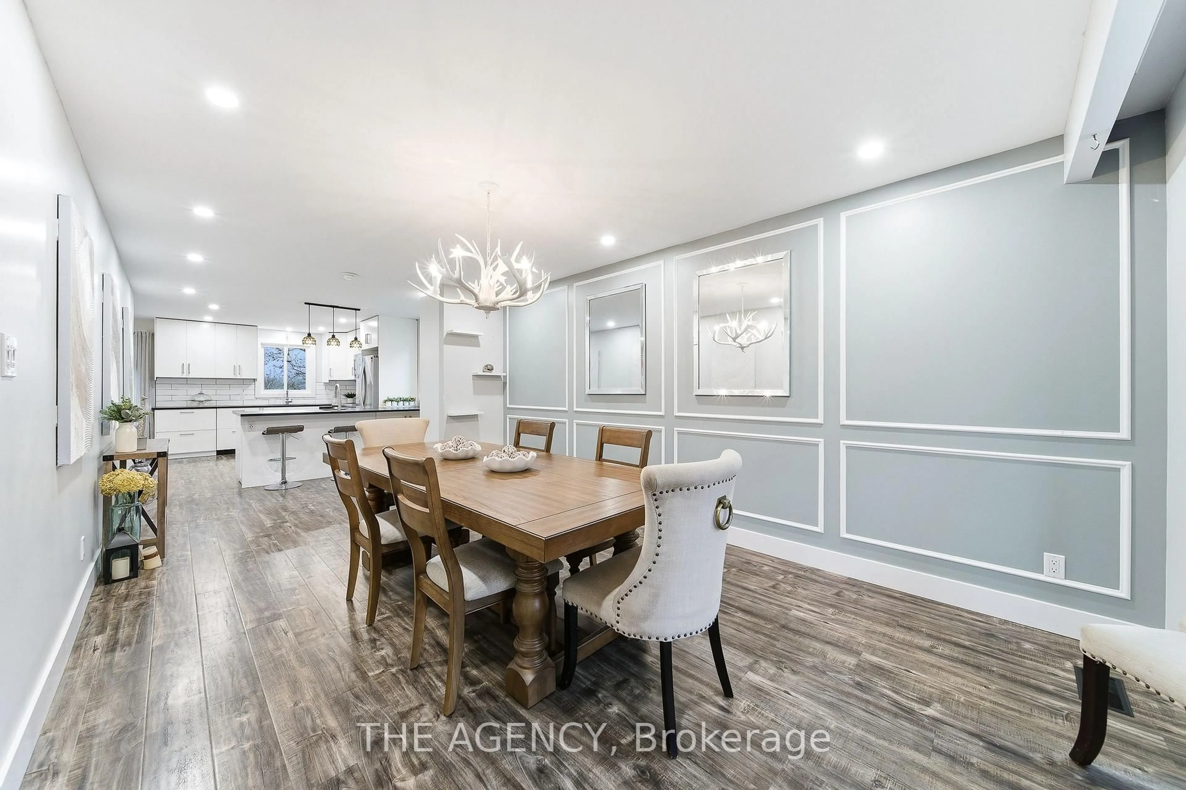 Dining room, unknown for 23 Stonegate Dr, Kitchener Ontario N2A 2Y7