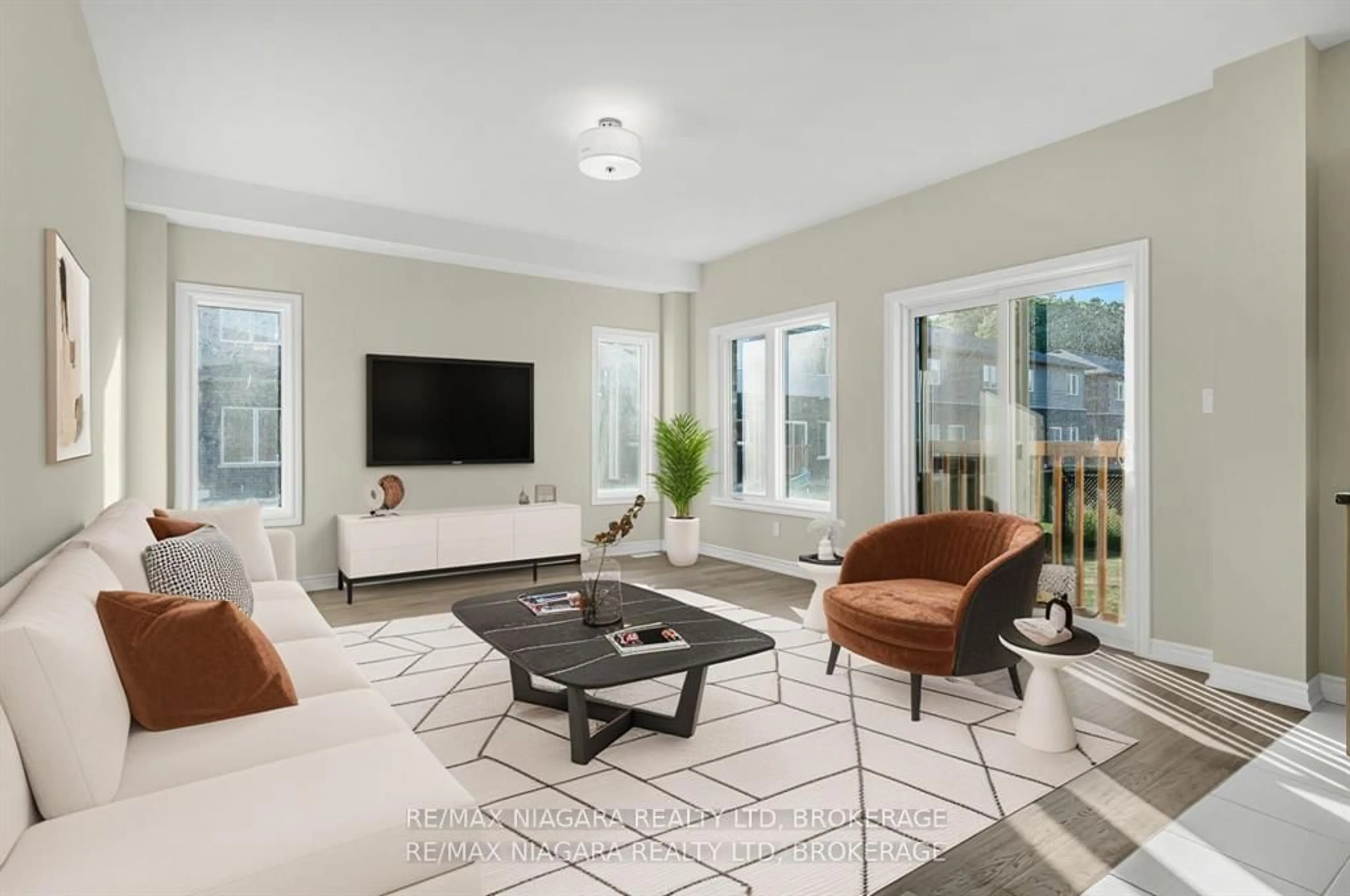 Living room with furniture, unknown for 3219 DOMINION Rd, Fort Erie Ontario L0S 1N0